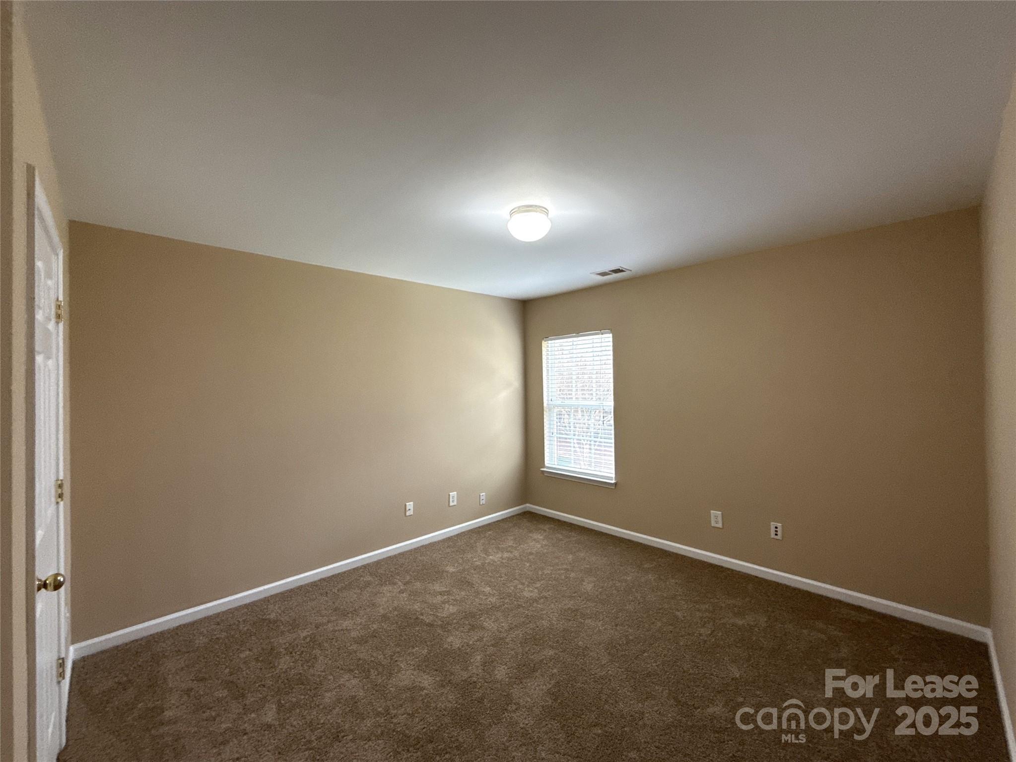 10024 Barrands Lane Property Photo 11