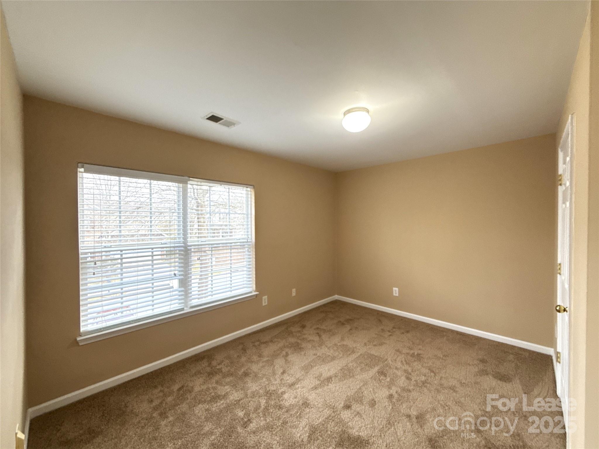 10024 Barrands Lane Property Photo 13