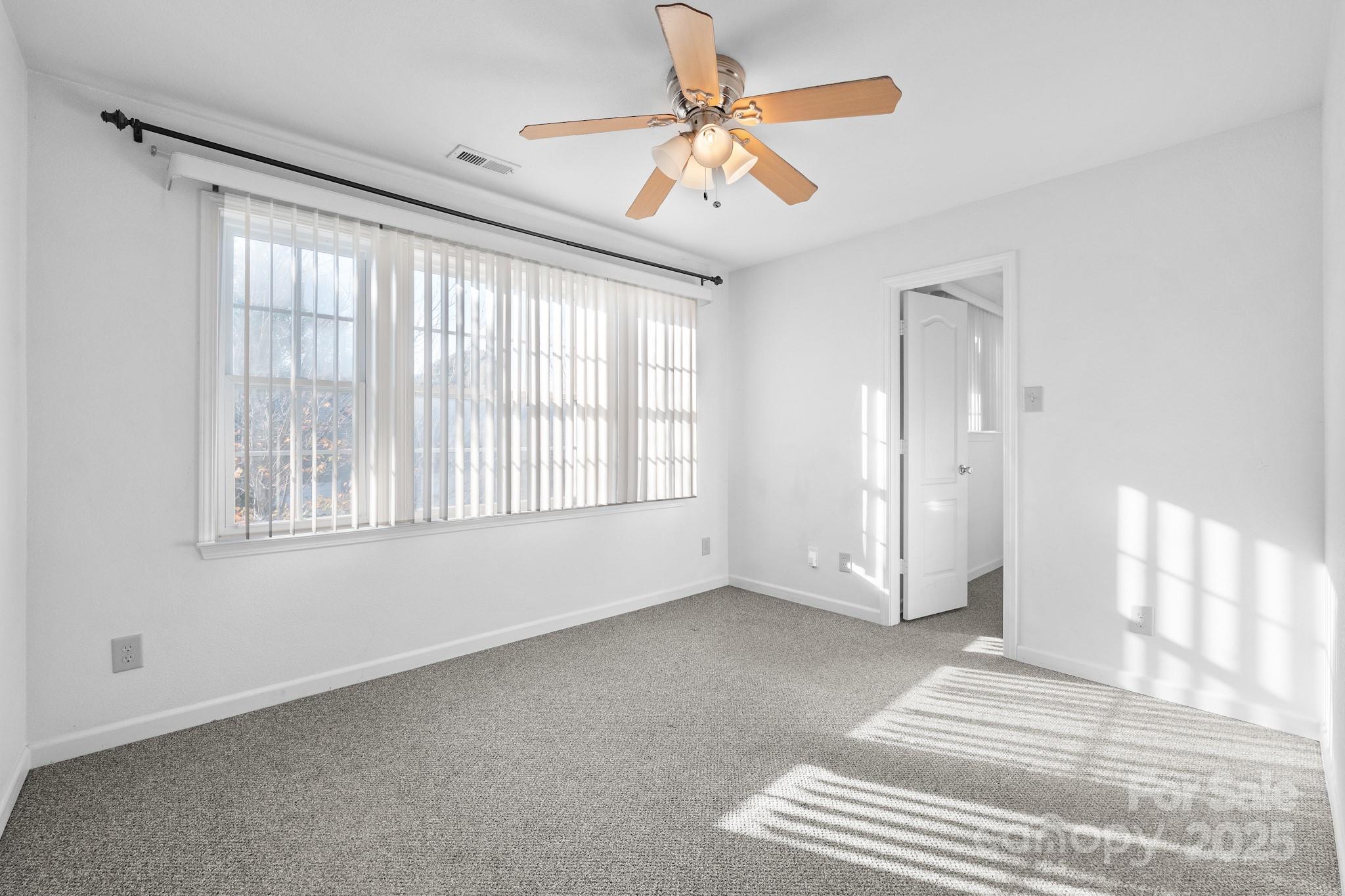 2318 Sweet Flag Court Property Photo 24