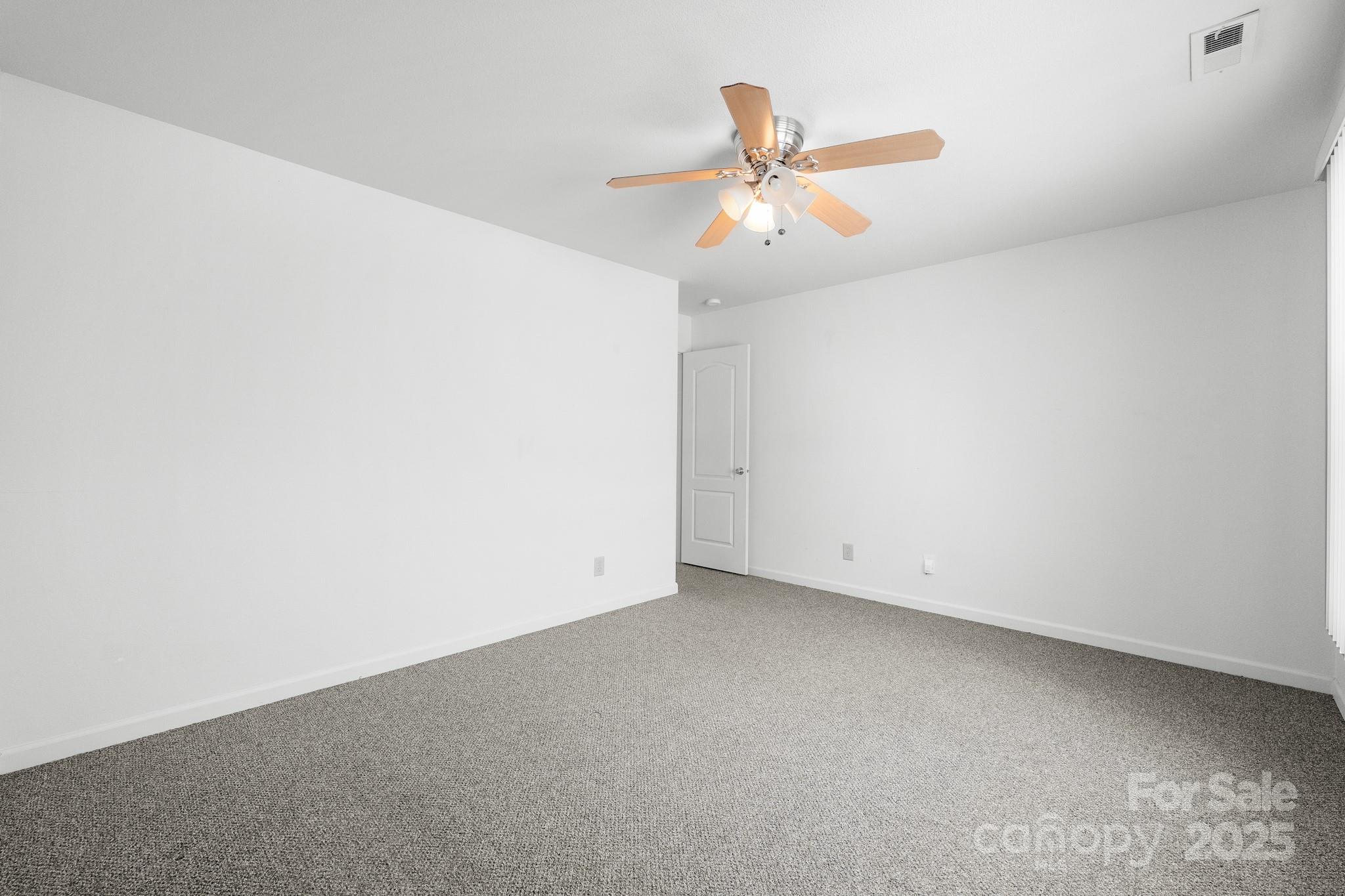 2318 Sweet Flag Court Property Photo 28