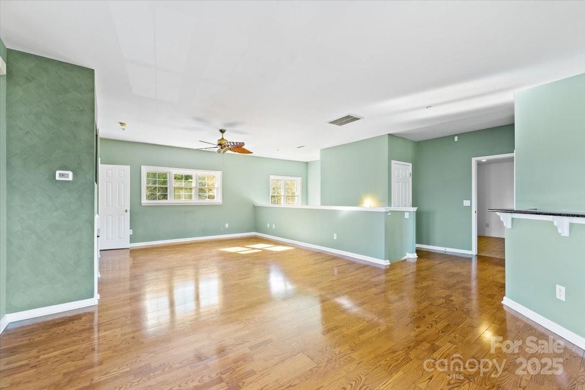 18819 Cloverstone Circle Property Photo 9