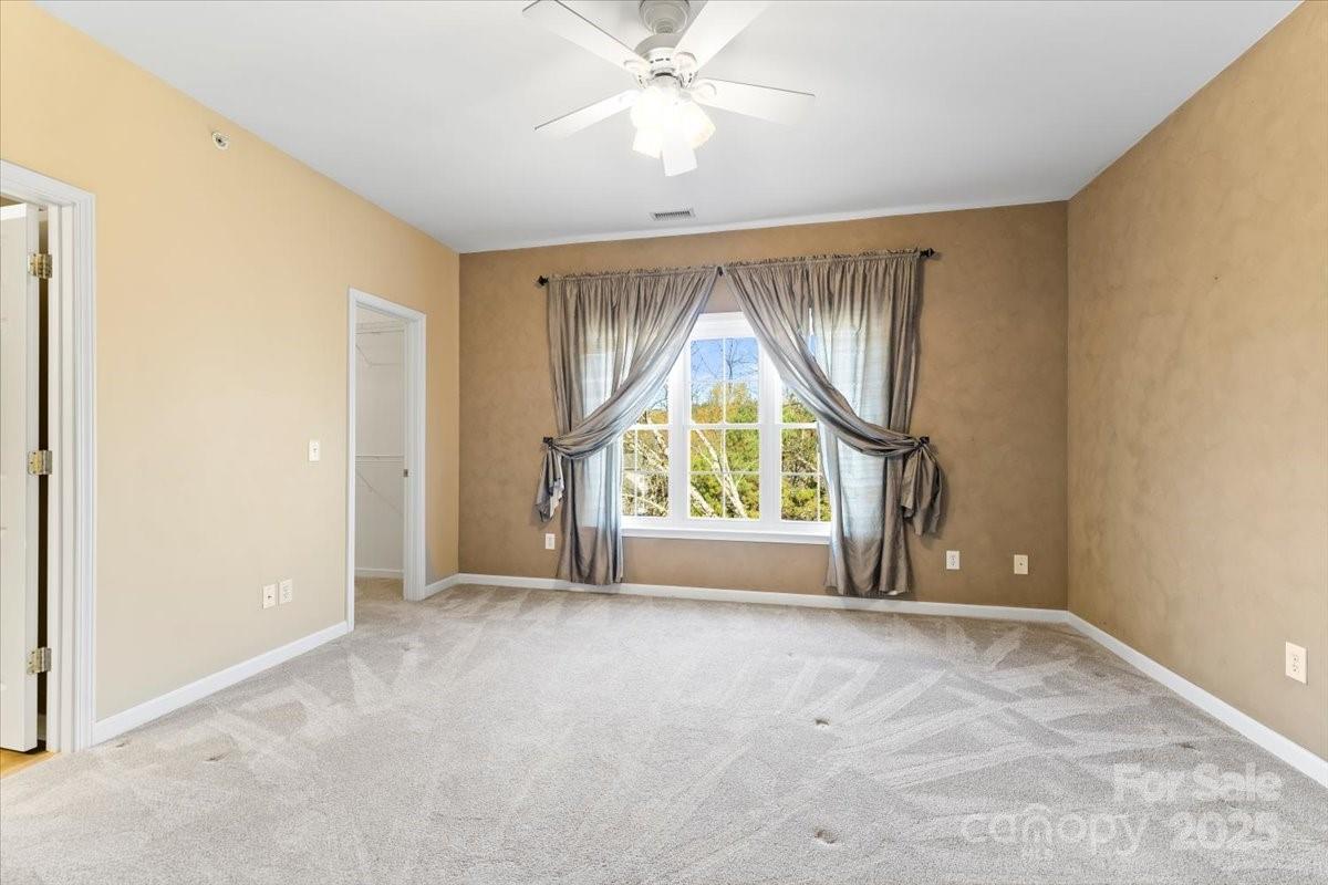 18819 Cloverstone Circle Property Photo 22
