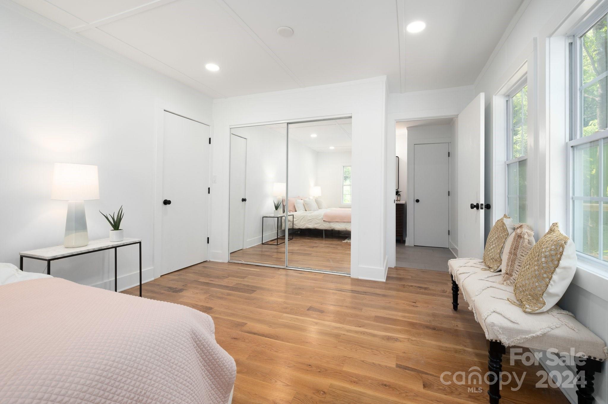 15 Yvonne Lane Property Photo 11