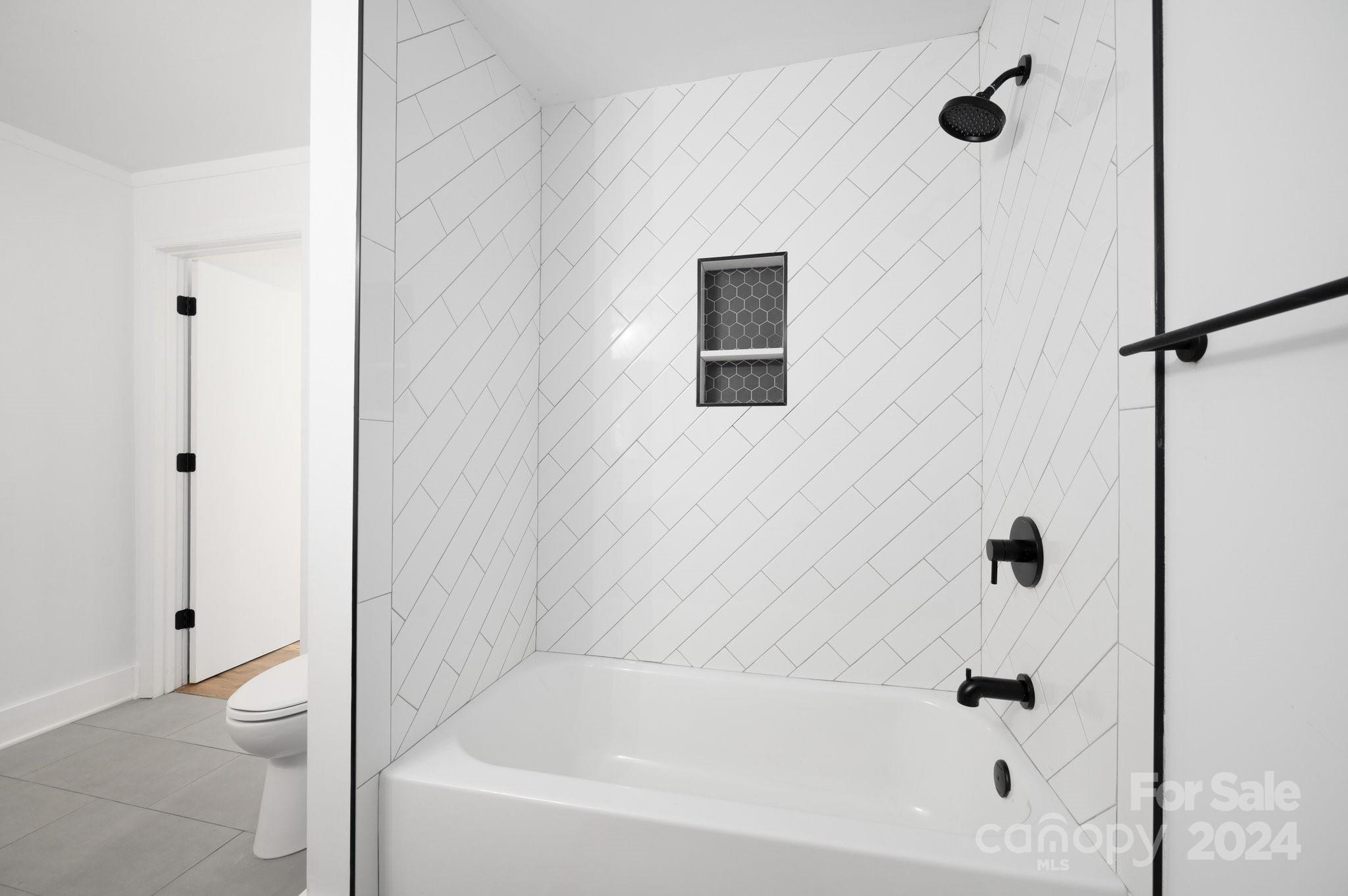 15 Yvonne Lane Property Photo 13