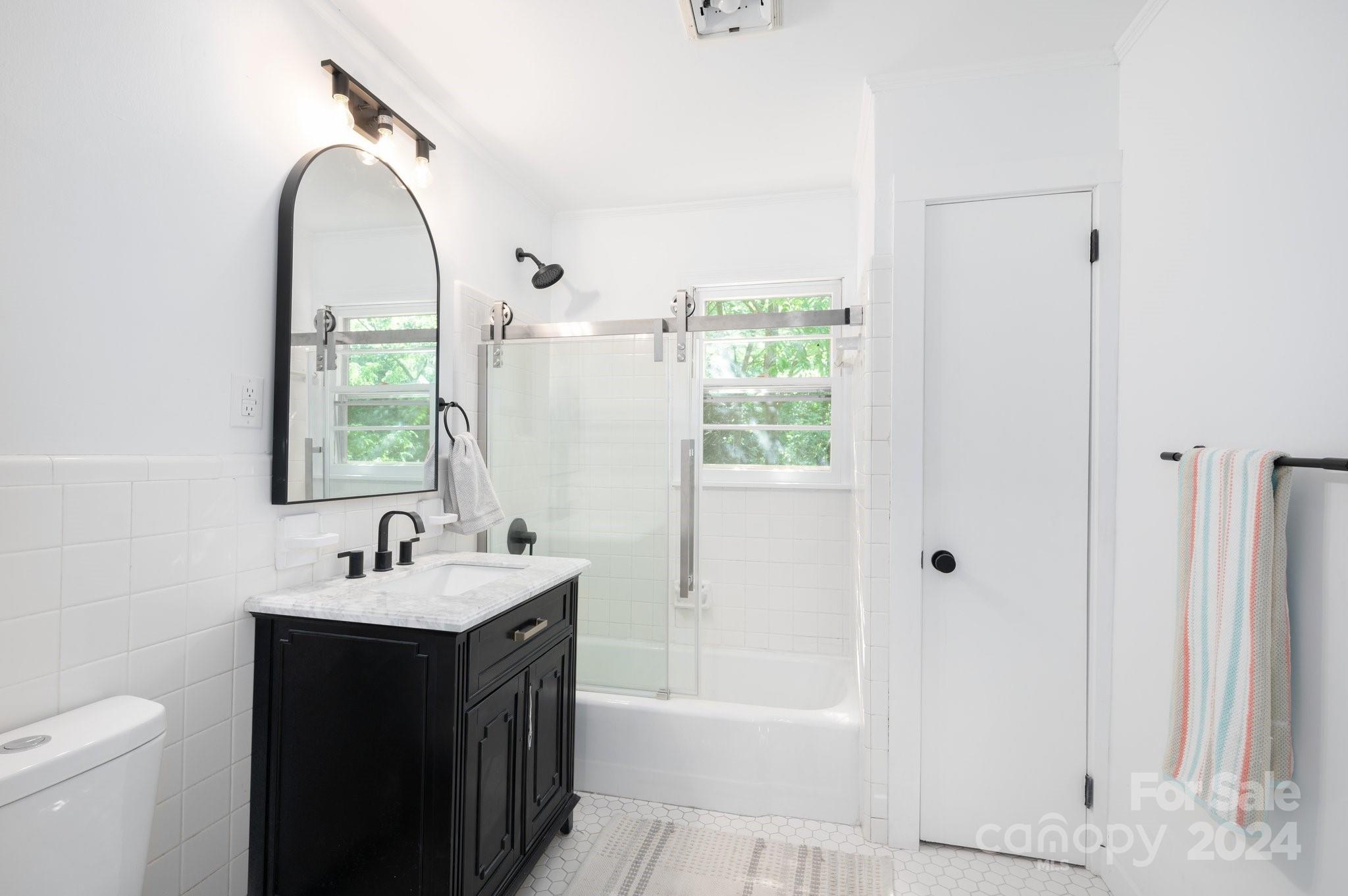 15 Yvonne Lane Property Photo 18