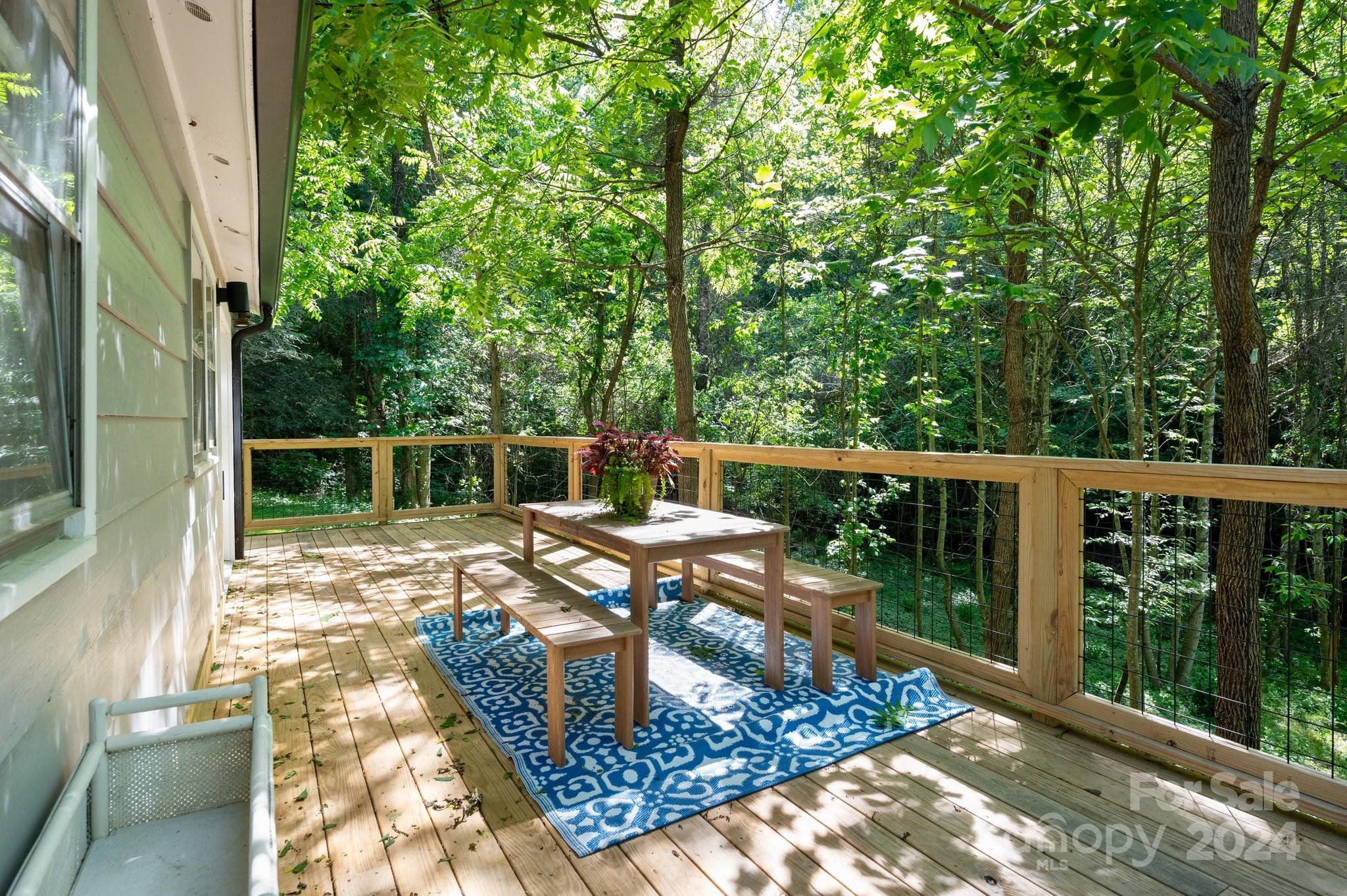 15 Yvonne Lane Property Photo 21
