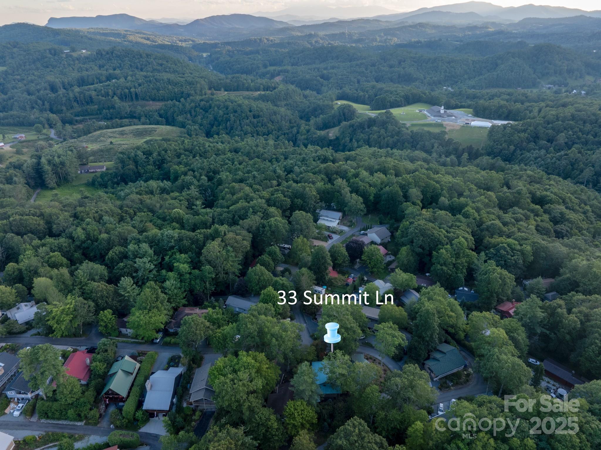 33 Summit Lane Property Photo 3