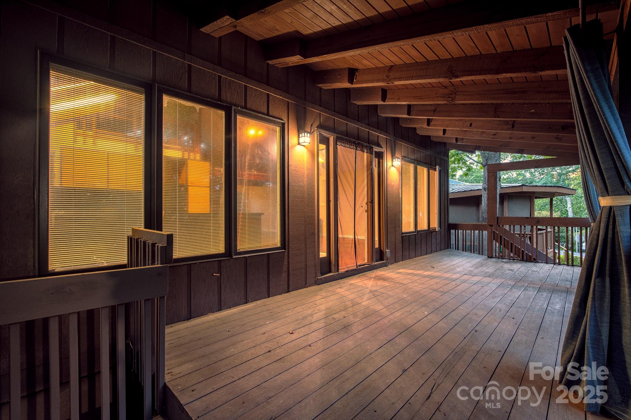 33 Summit Lane Property Photo 23