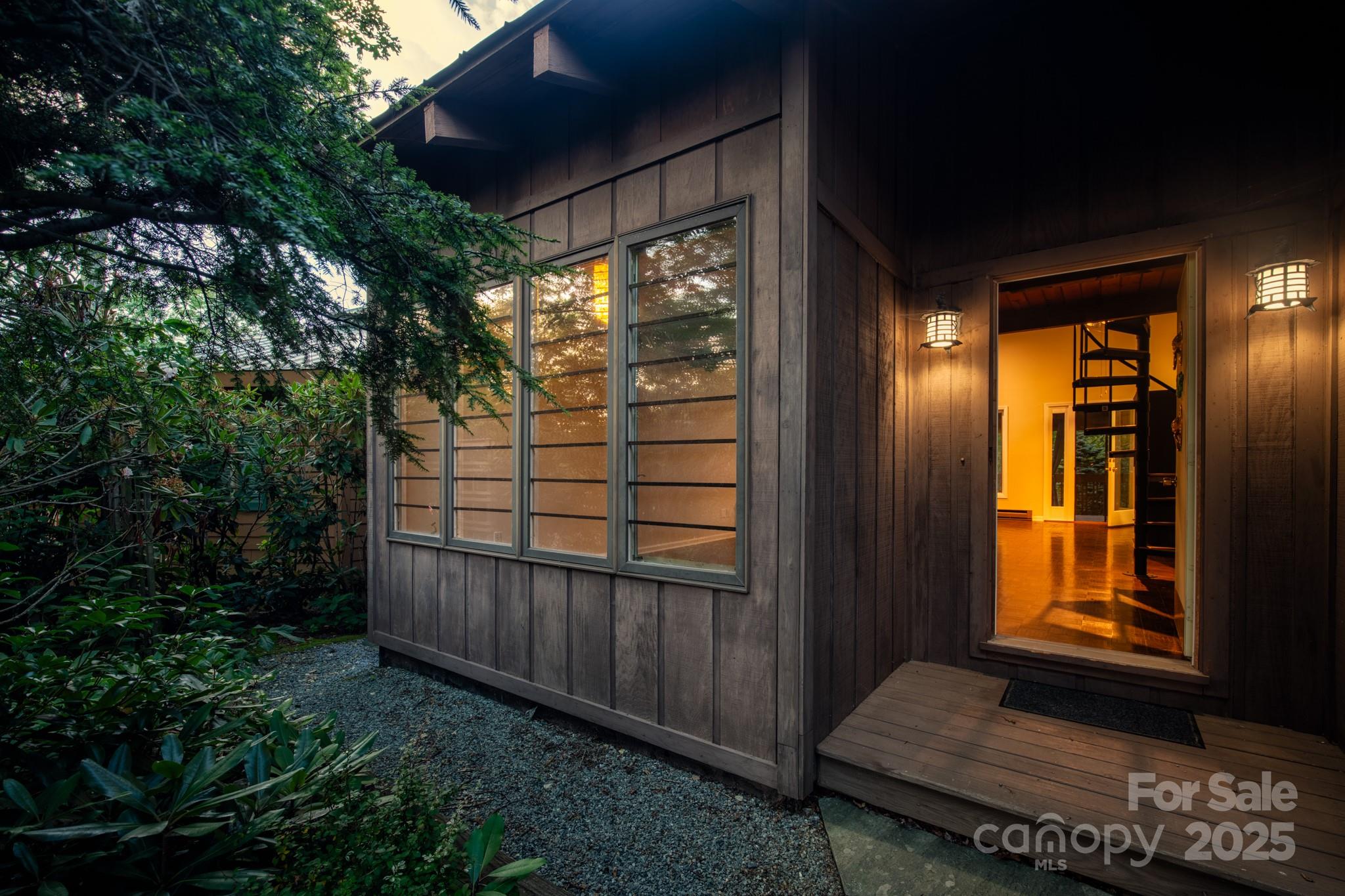 33 Summit Lane Property Photo 25