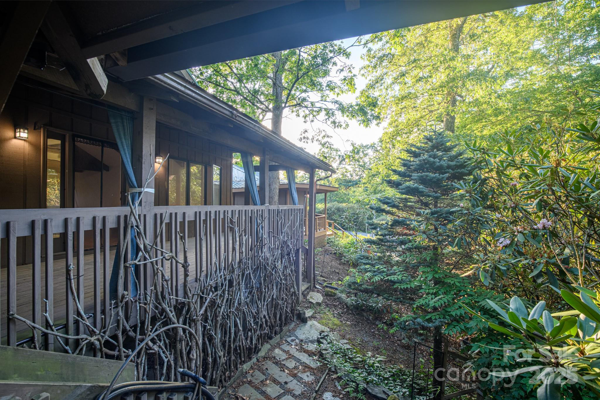 33 Summit Lane Property Photo 26