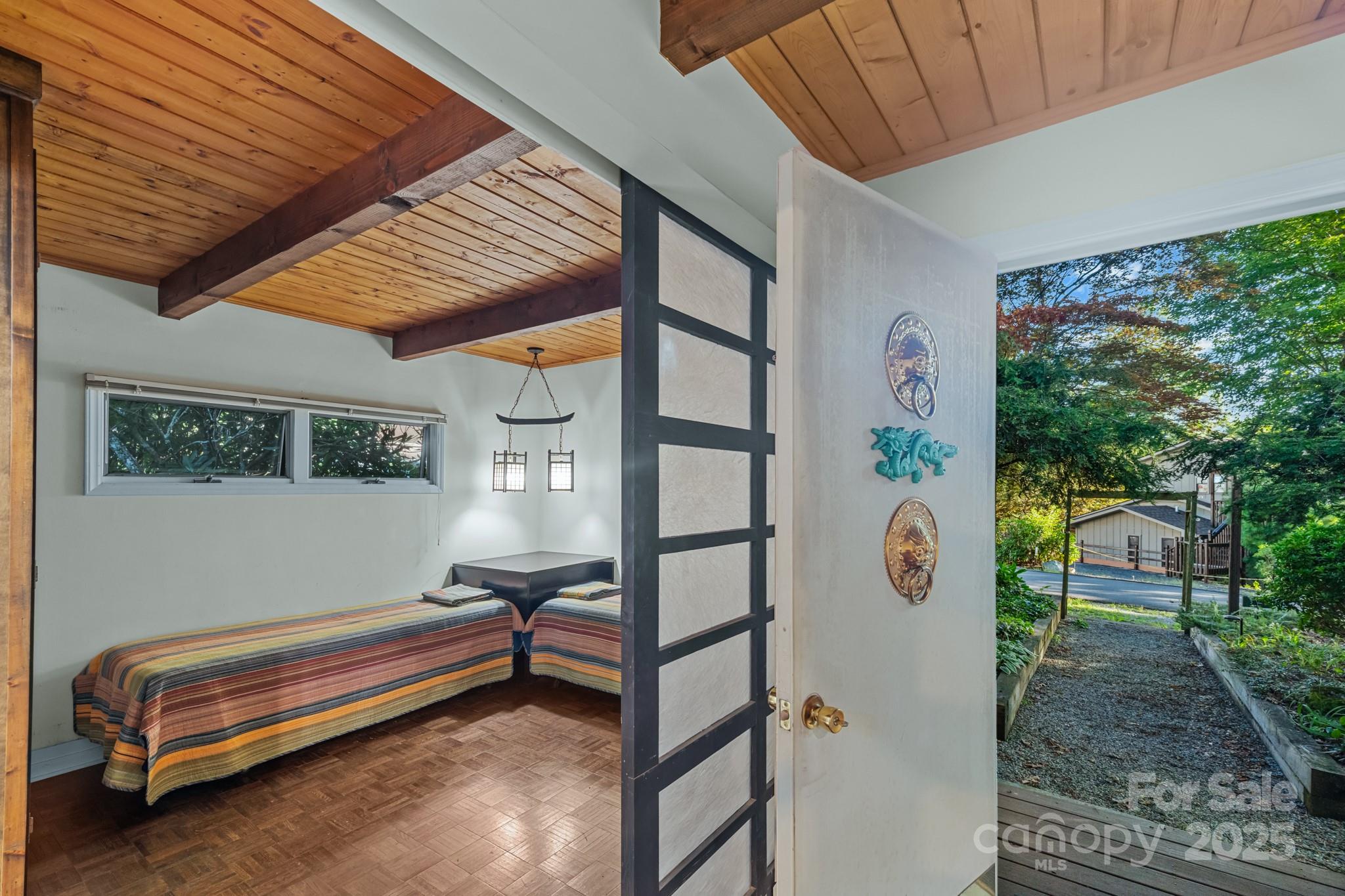 33 Summit Lane Property Photo 30