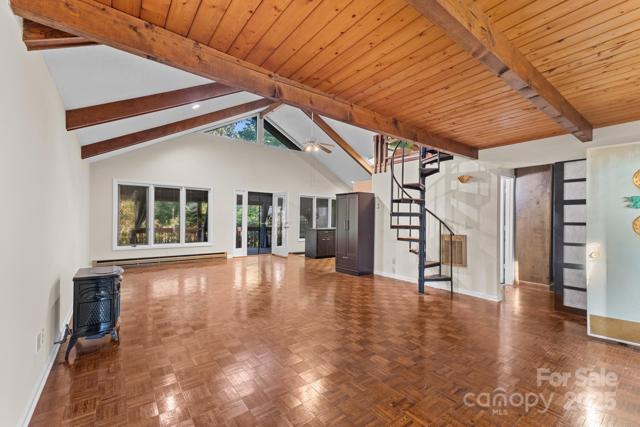 33 Summit Lane Property Photo 32