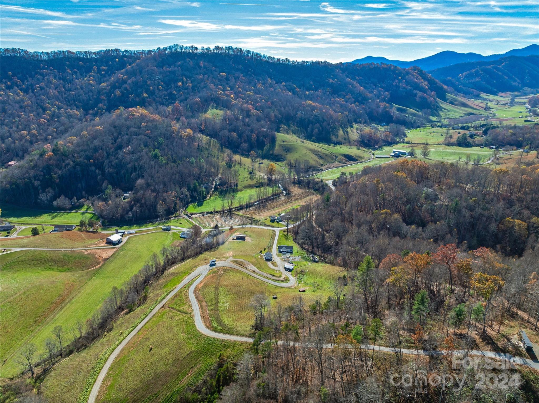 435 N N Turkey Creek Road Property Photo 2