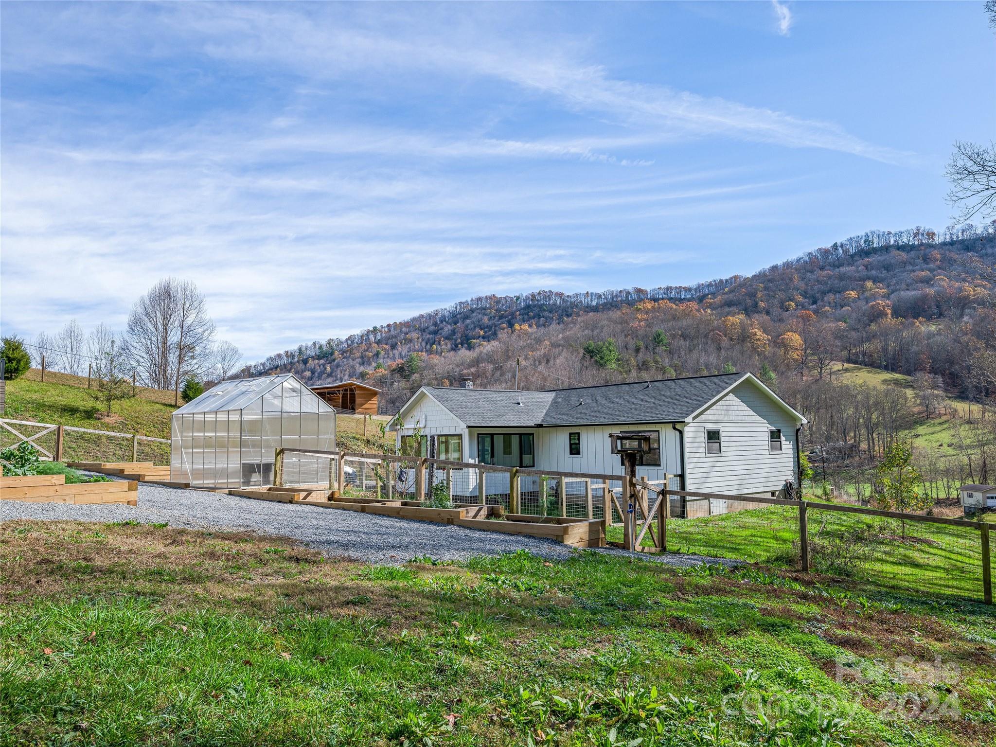 435 N N Turkey Creek Road Property Photo 18