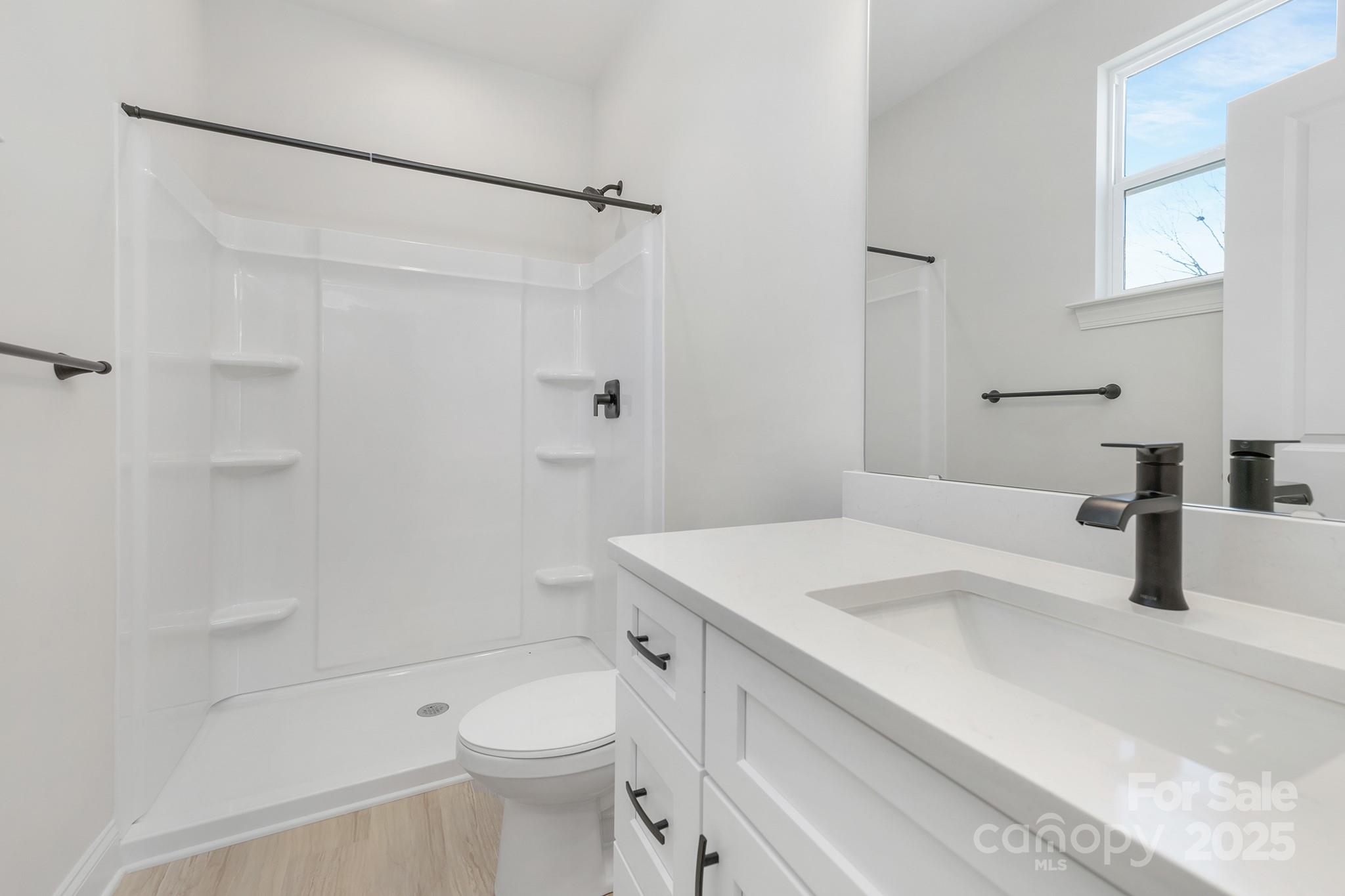 403 Durham Avenue Property Photo 12