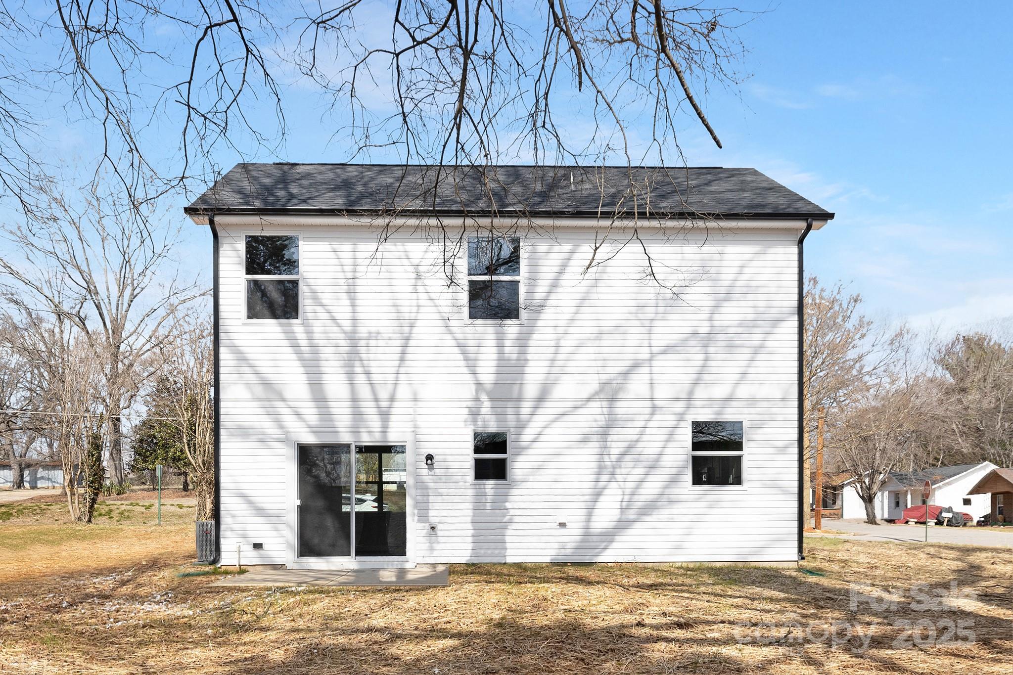 403 Durham Avenue Property Photo 16