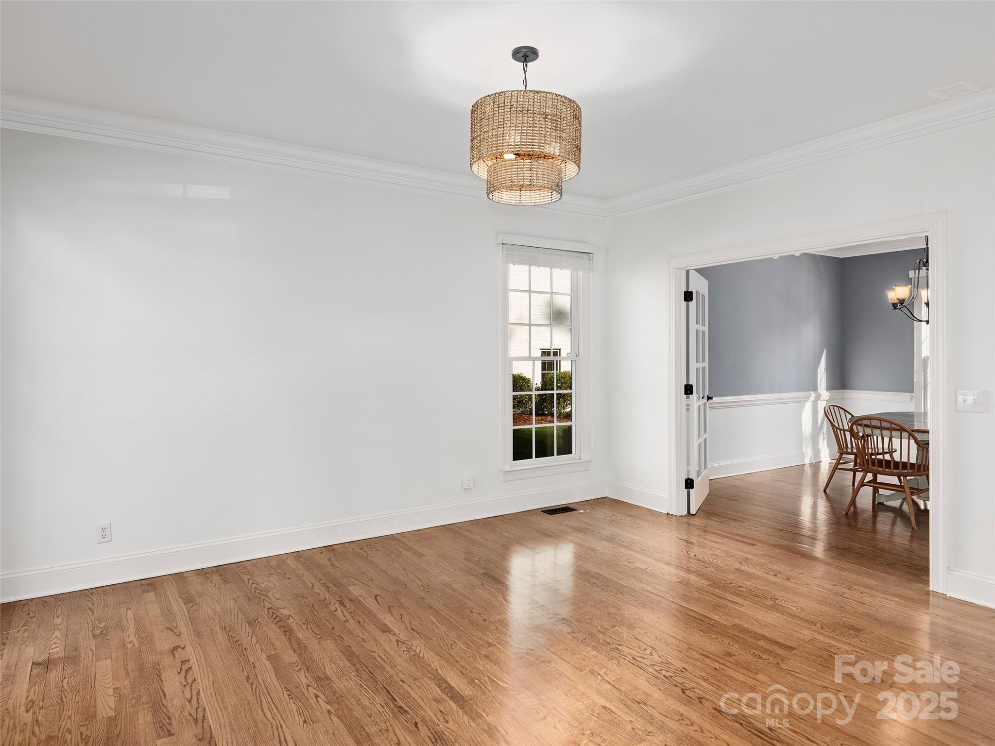 906 Woodvine Road Property Photo 5