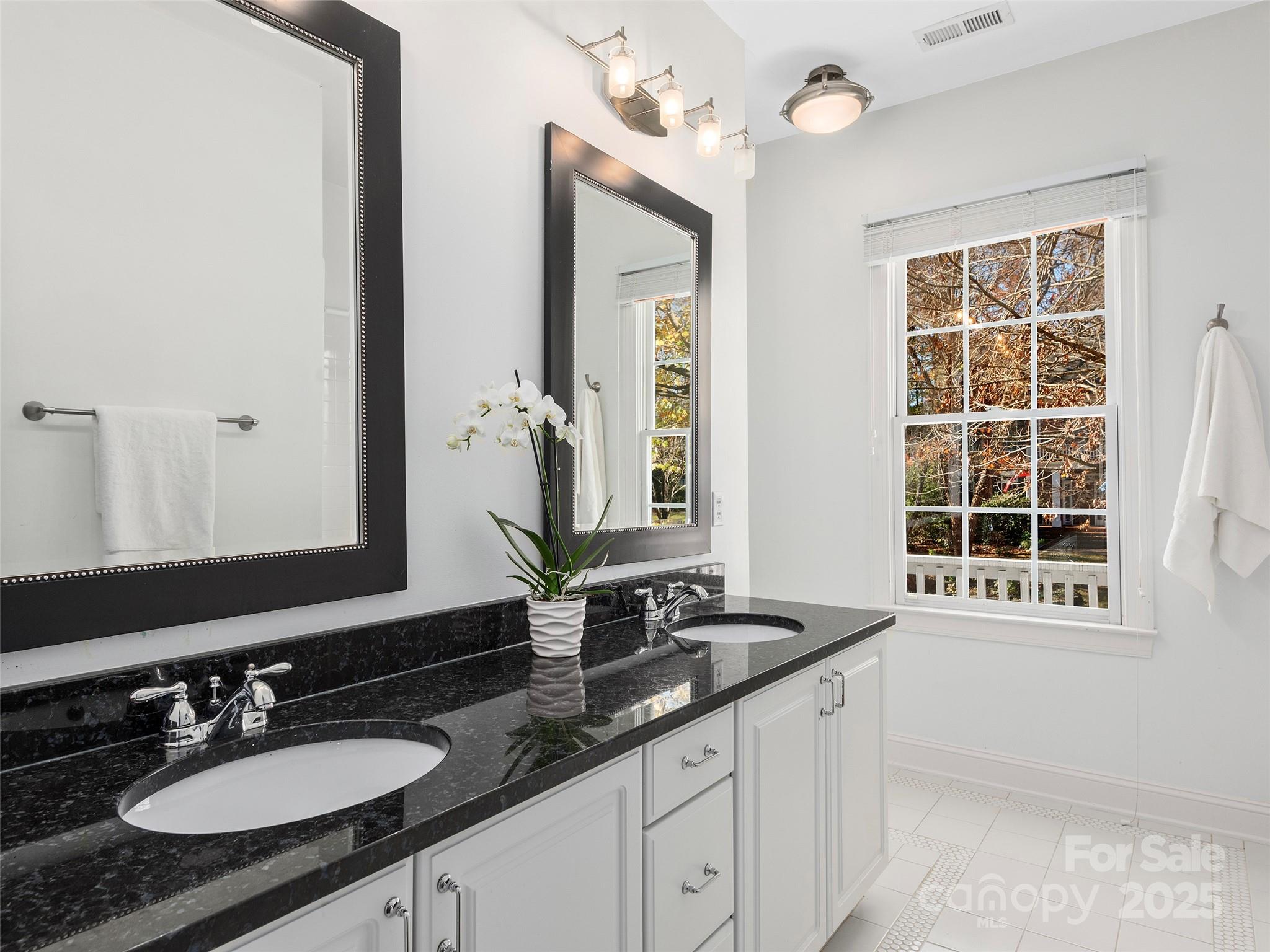 906 Woodvine Road Property Photo 27