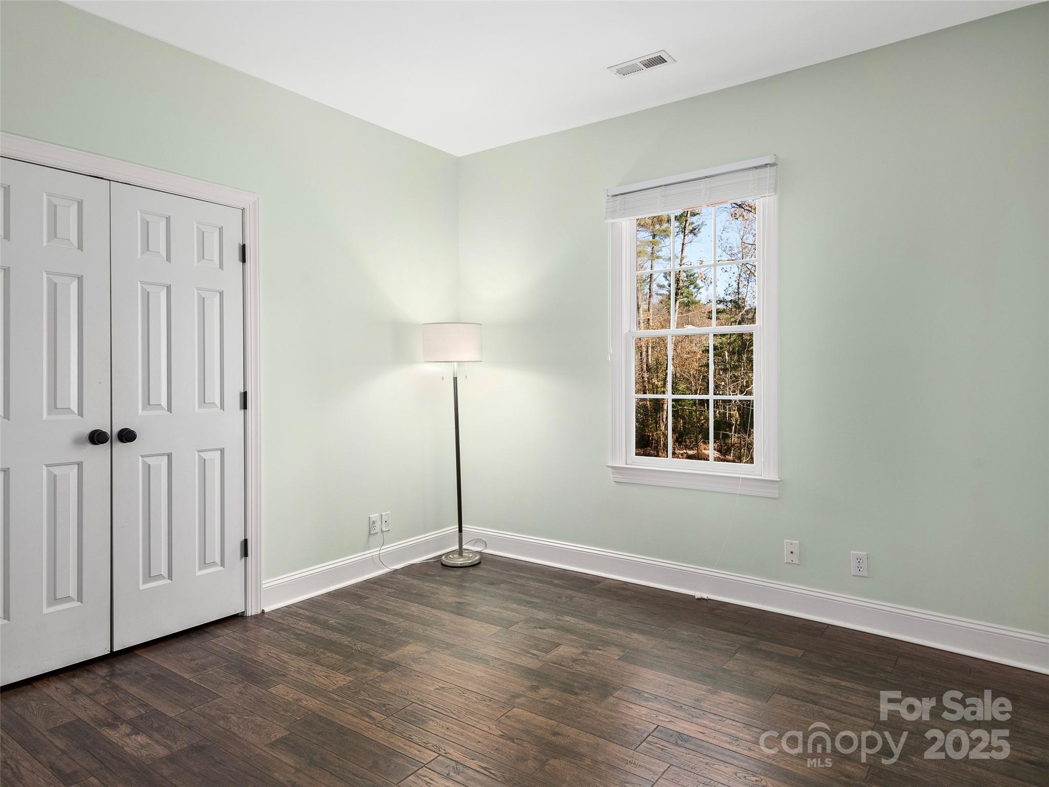 906 Woodvine Road Property Photo 30