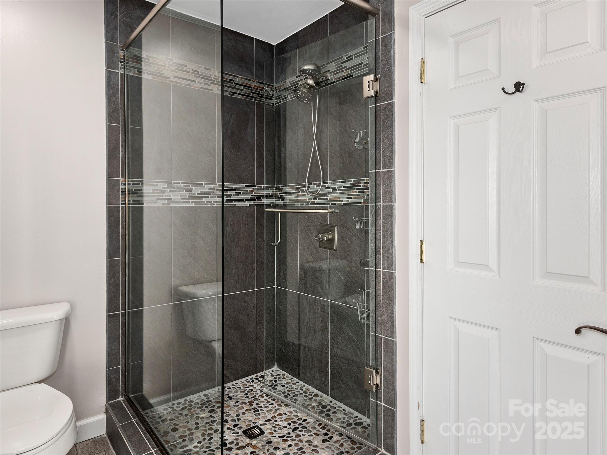 906 Woodvine Road Property Photo 36