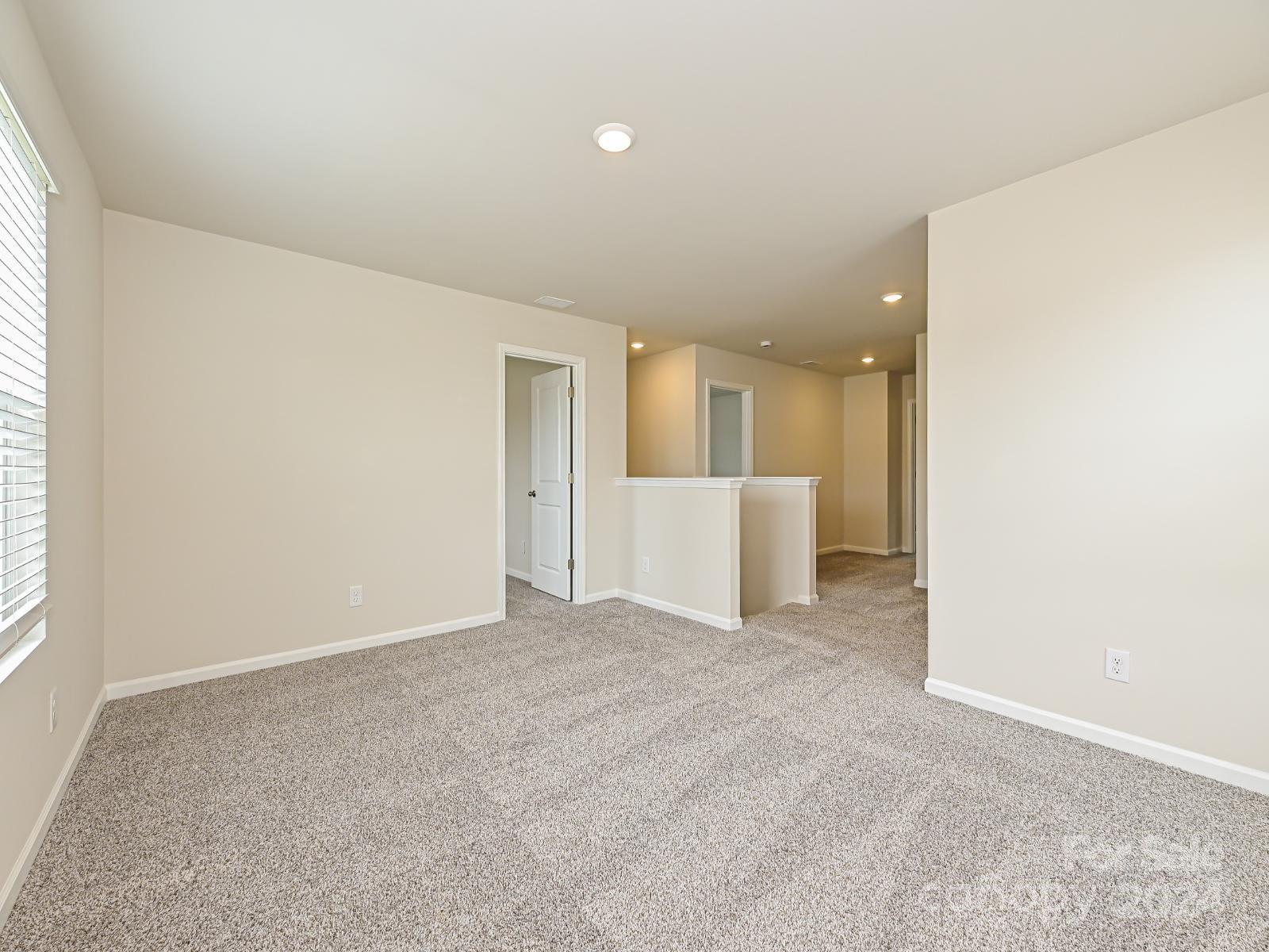 913 Smithcliffs Trail Property Photo 10