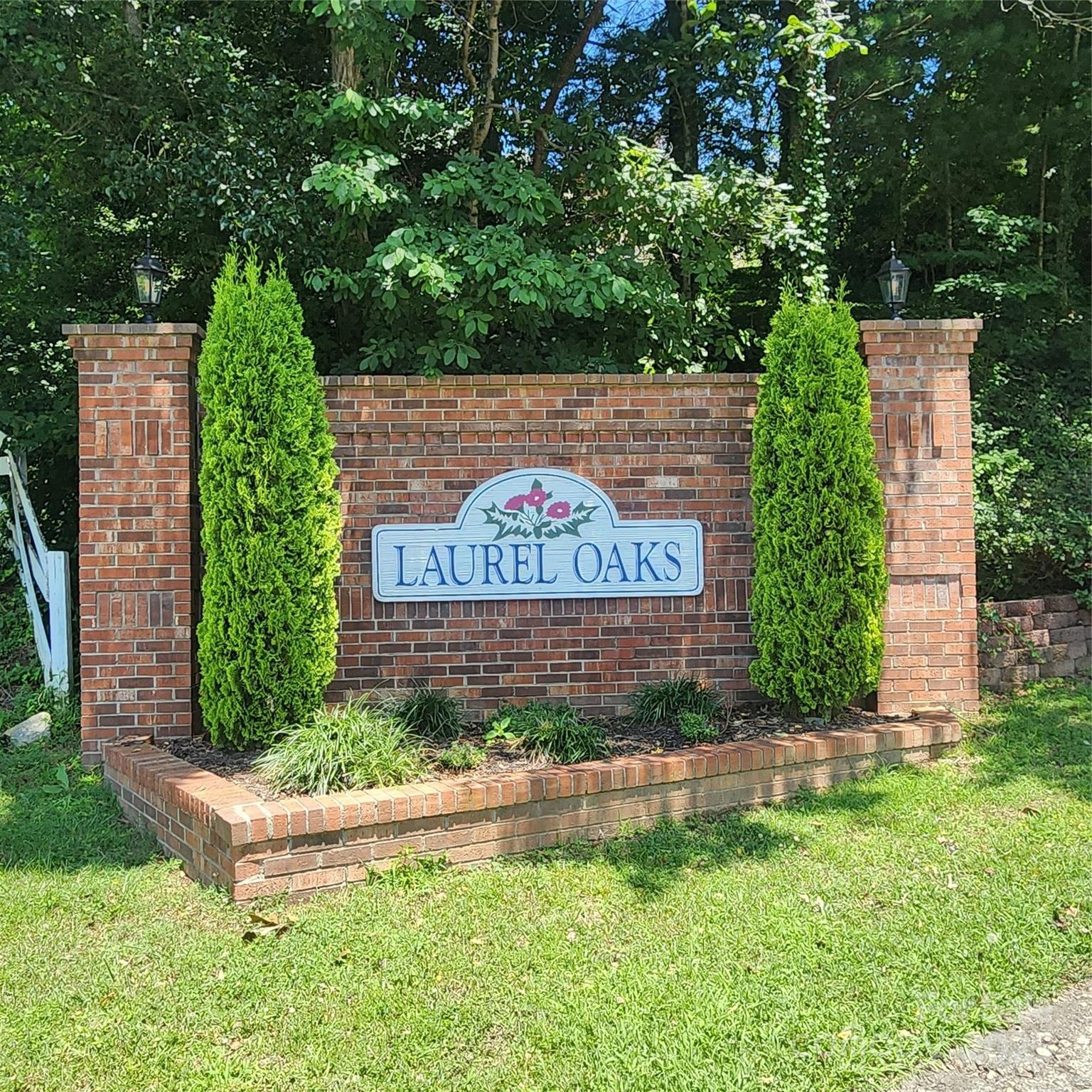 86 Tudor Lane Property Photo