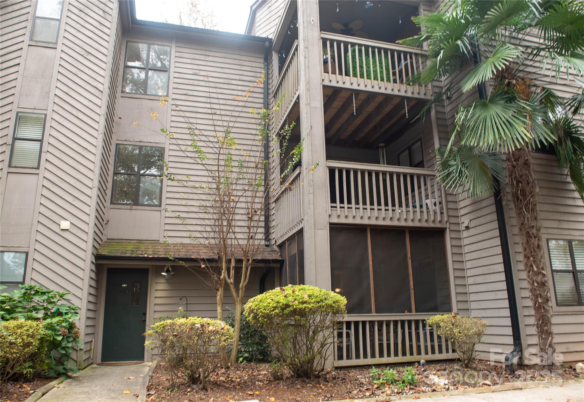 4130 Charlotte Highway G Property Photo 3