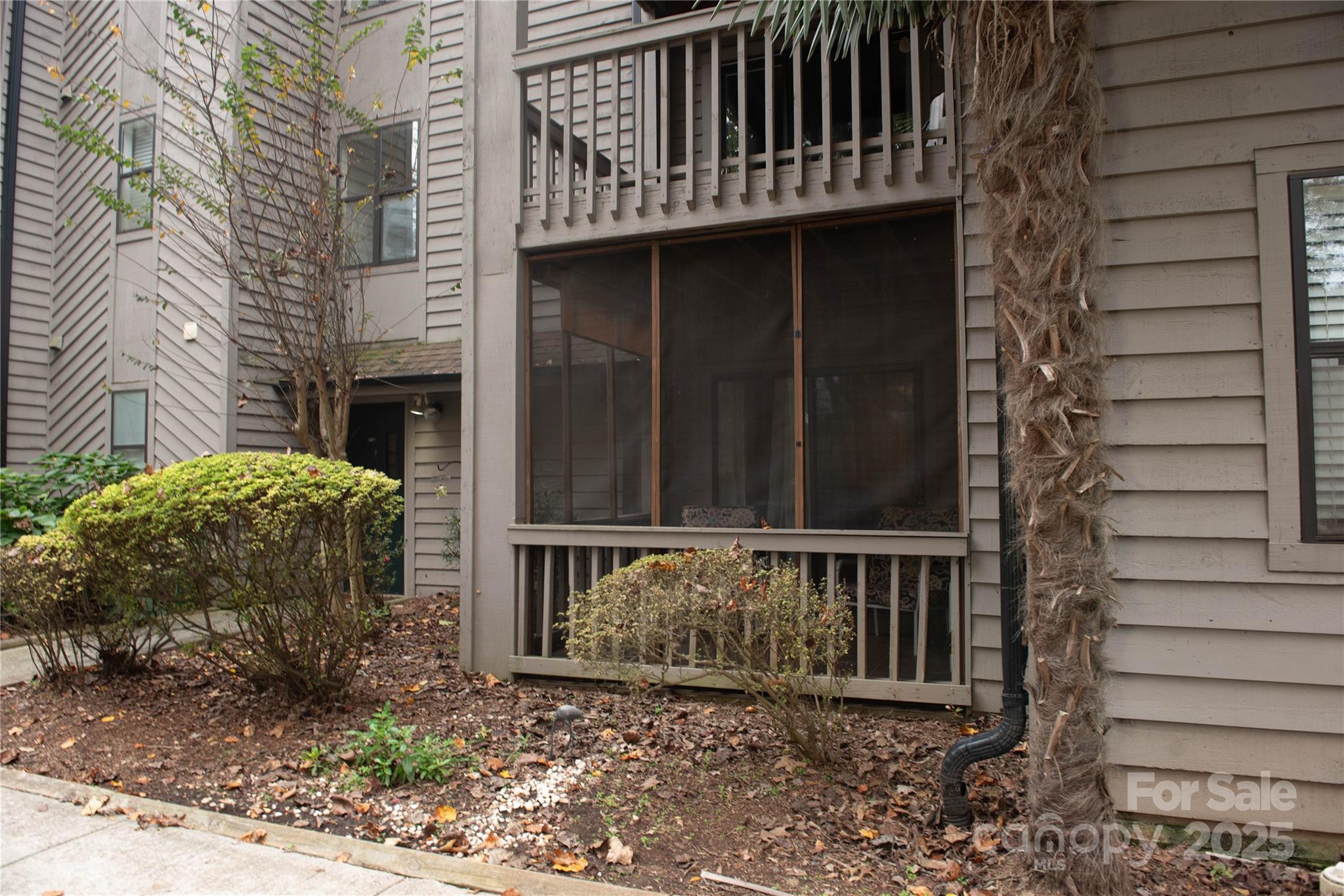 4130 Charlotte Highway G Property Photo 4