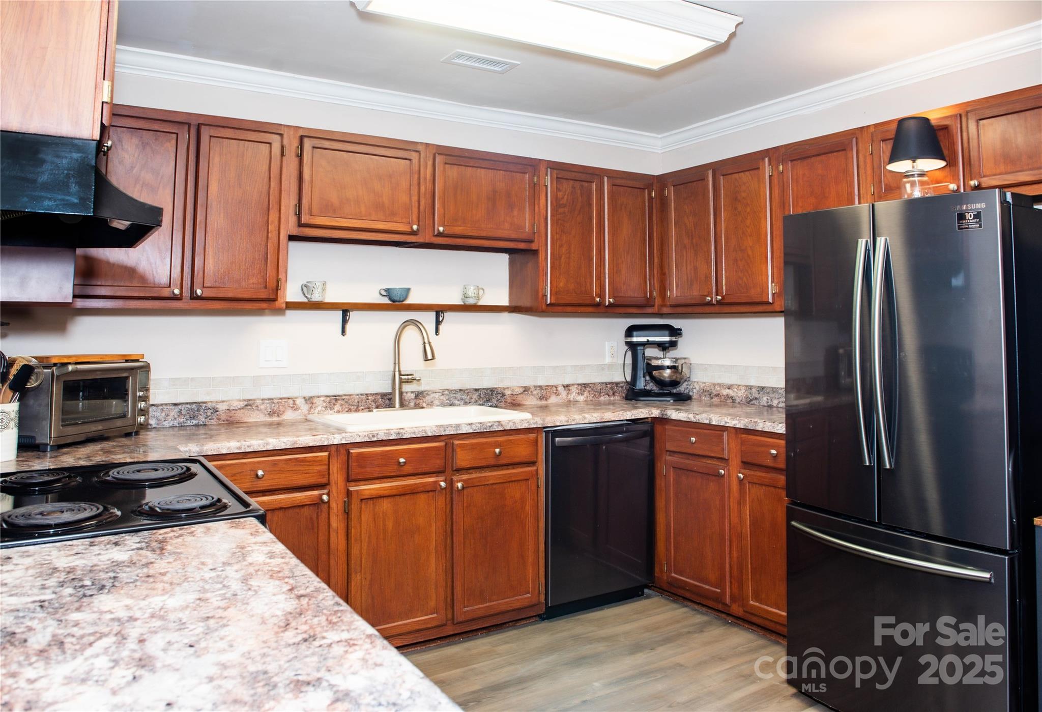 4130 Charlotte Highway G Property Photo 9
