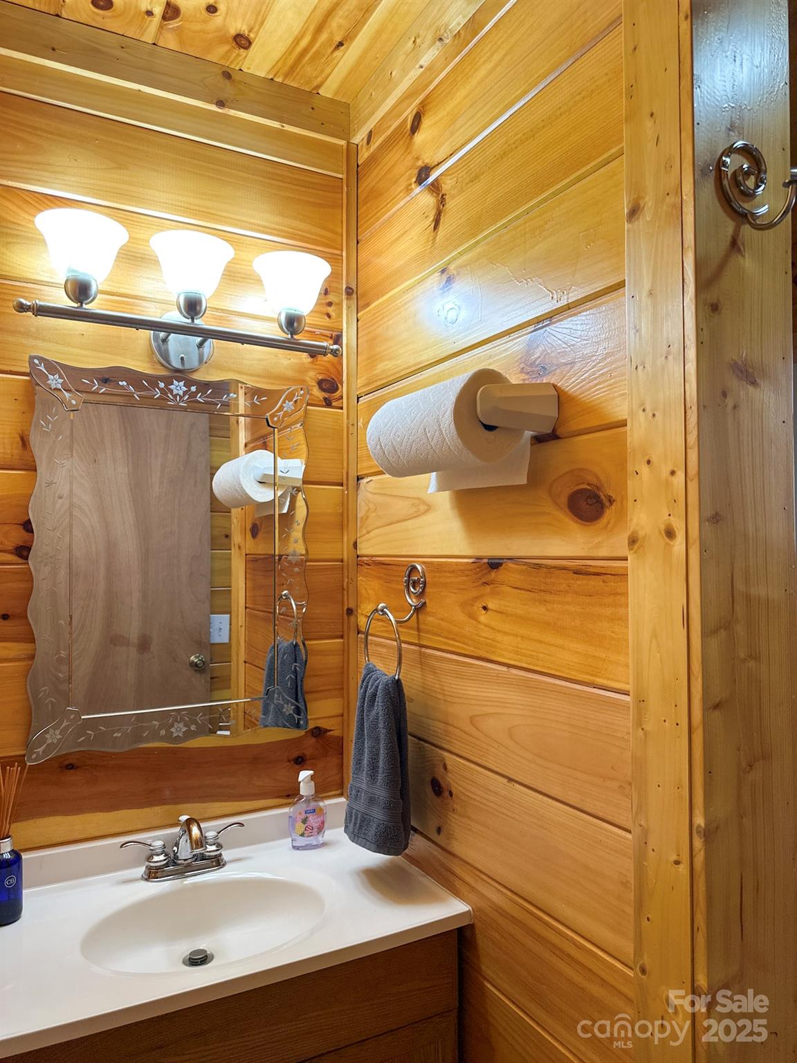 383 Blue Mist Mountain Road Property Photo 22