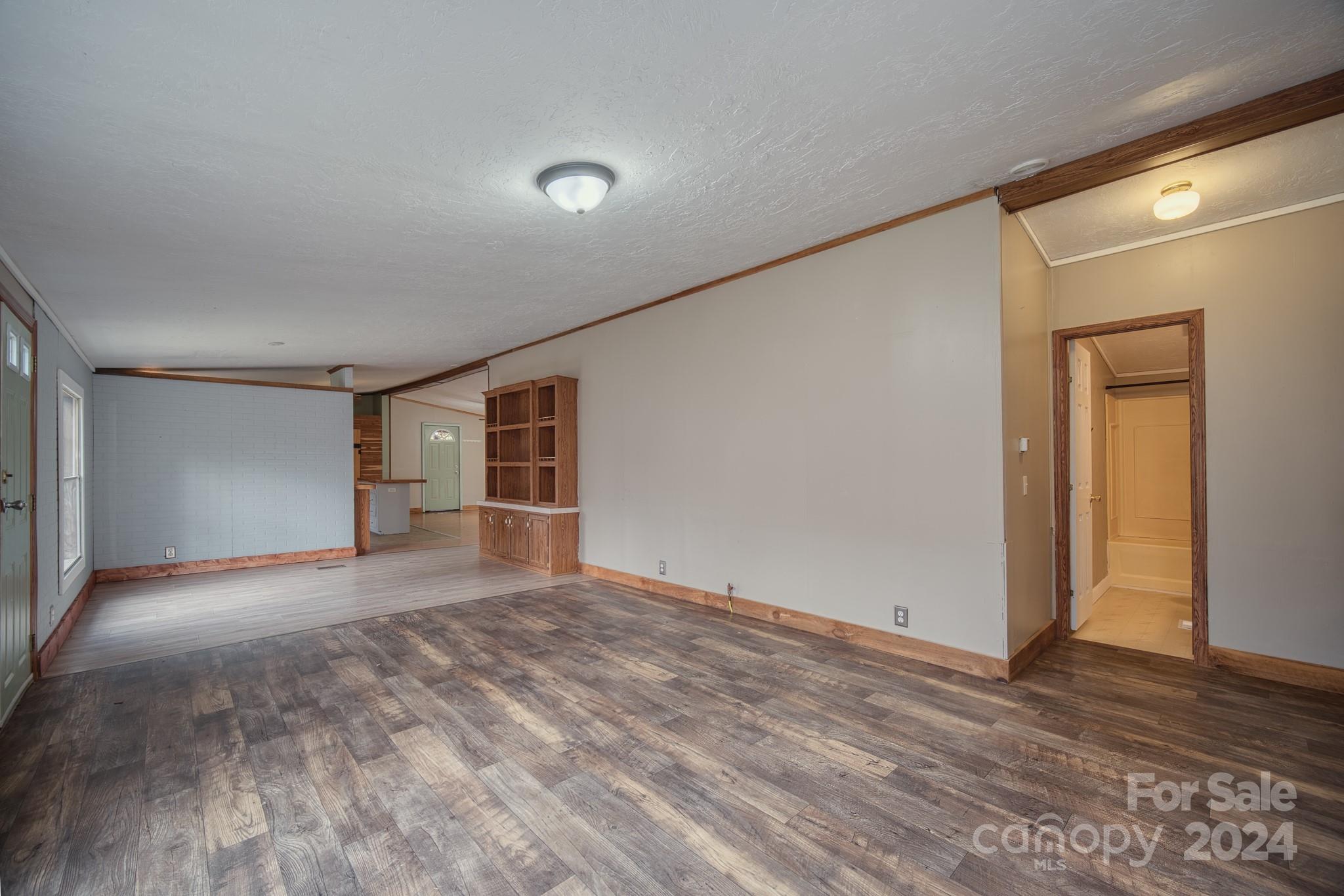 80 Viola Lane Property Photo 26