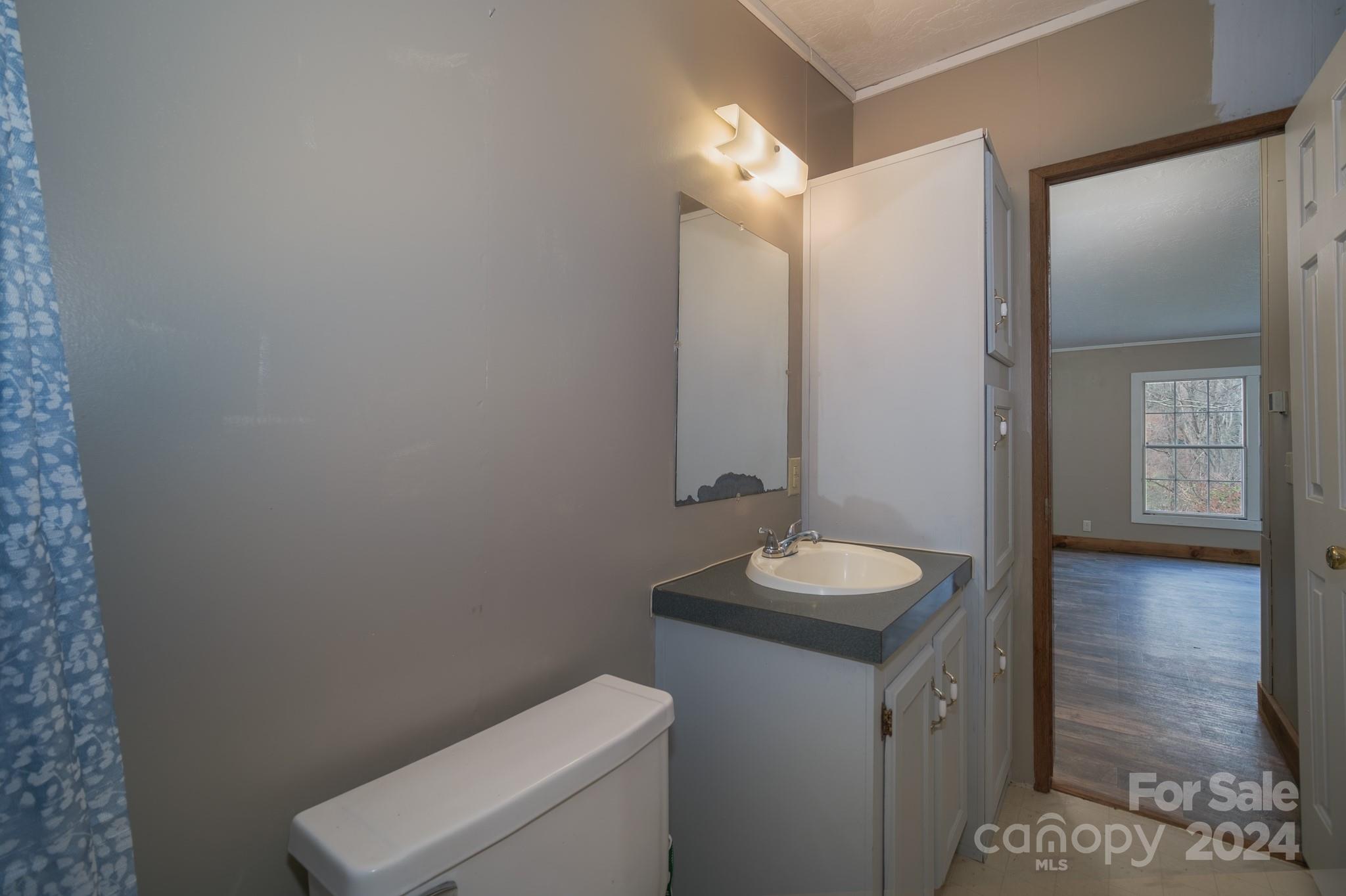 80 Viola Lane Property Photo 28