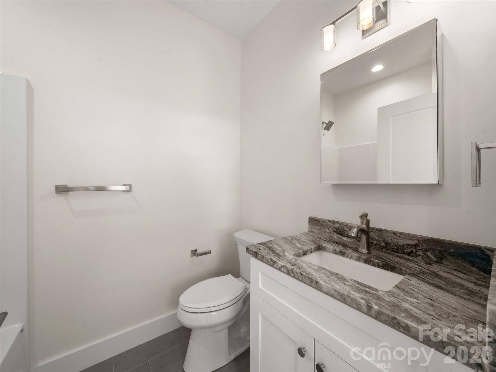 43 Skyvue Court F Property Photo 16