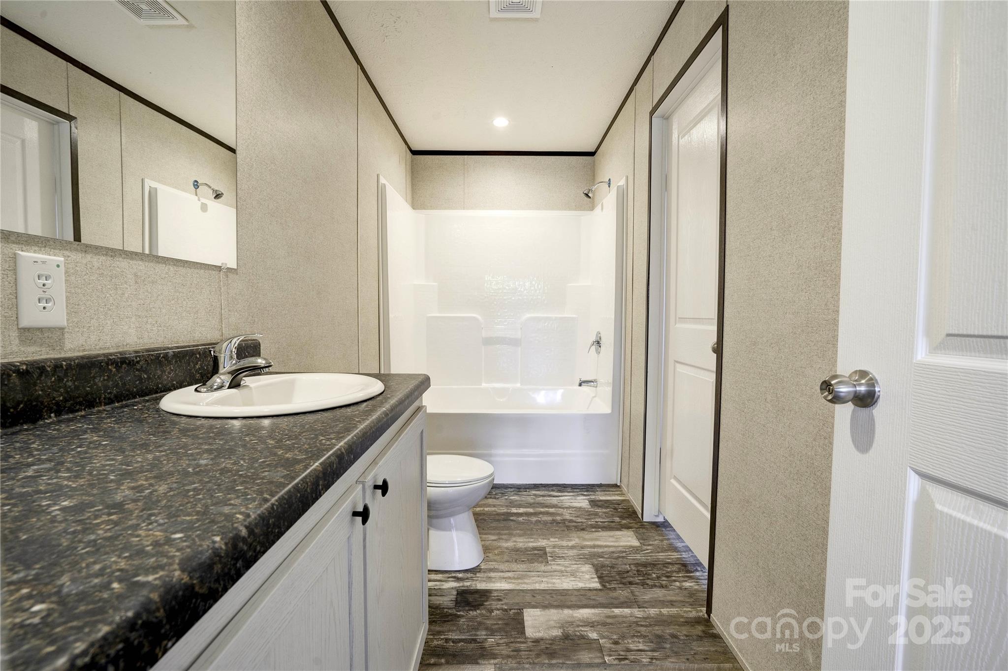 1245 Cleveland Avenue Property Photo 22