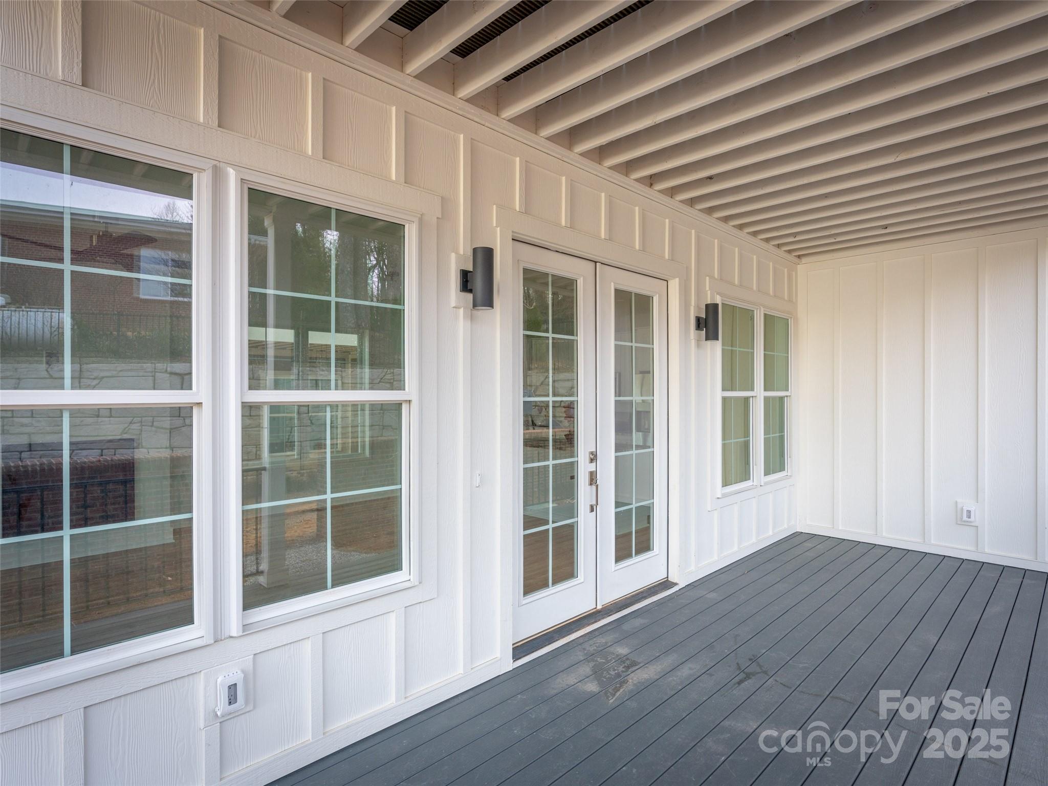 24 Skyvue Court D Property Photo 1