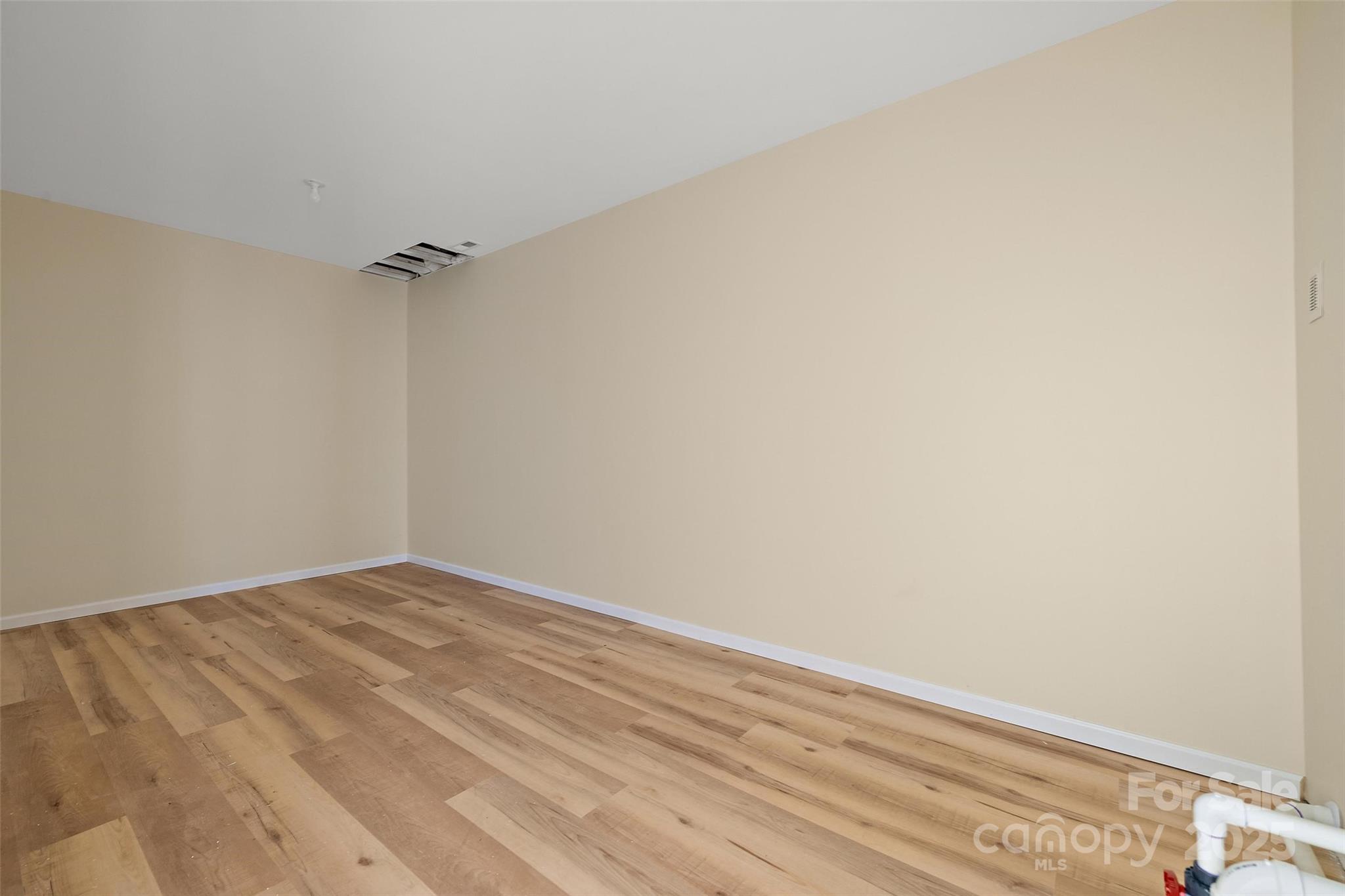 6249 Hayden Drive Property Photo 32