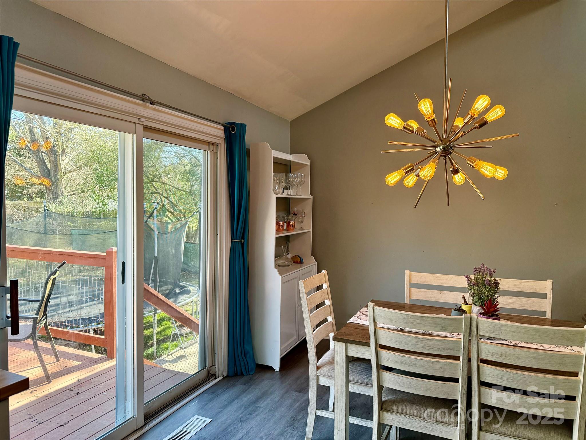 11800 Five Cedars Road Property Photo 15