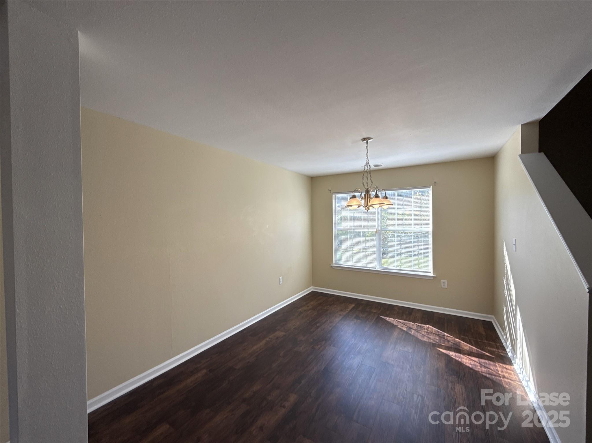 7131 Wandering Creek Drive Property Photo 4