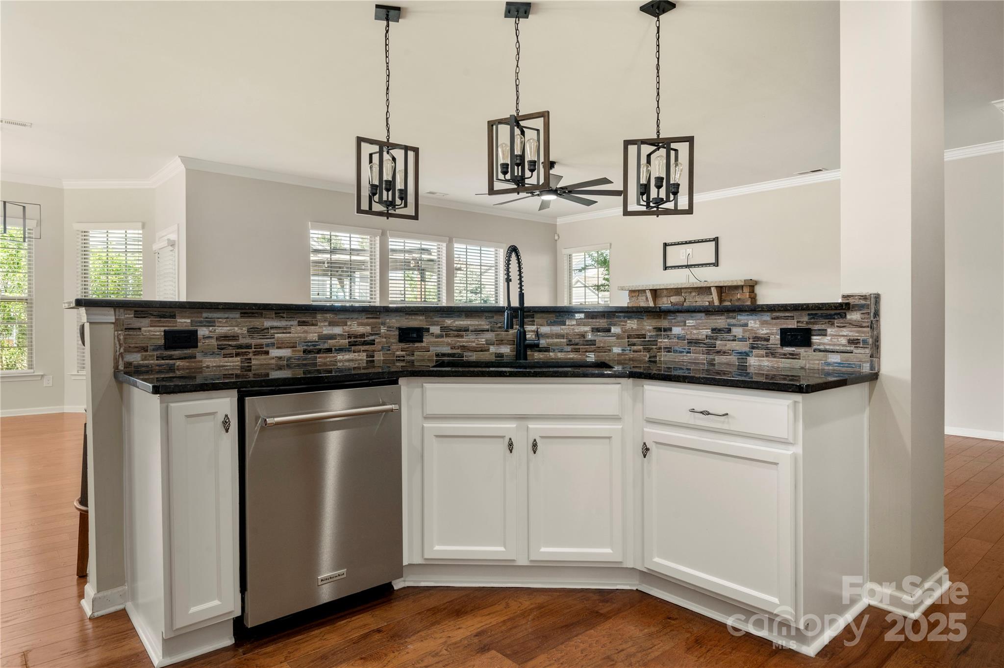 13929 Tilesford Lane Property Photo 5