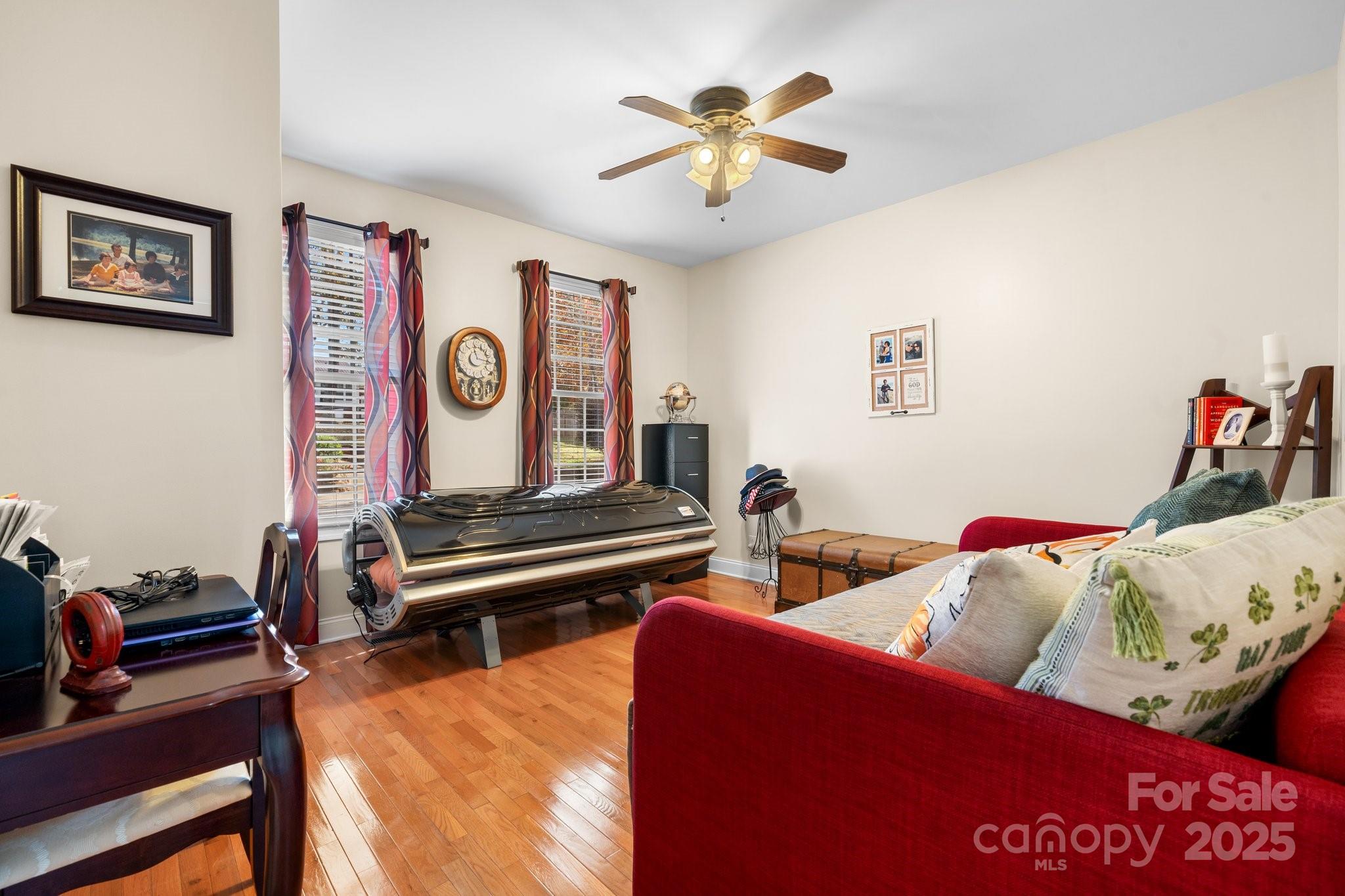 1246 Hillsboro Avenue Property Photo 25