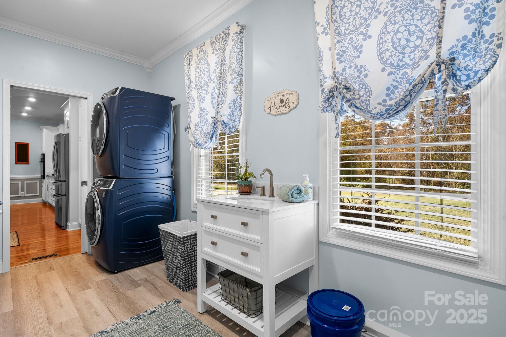 1246 Hillsboro Avenue Property Photo 27