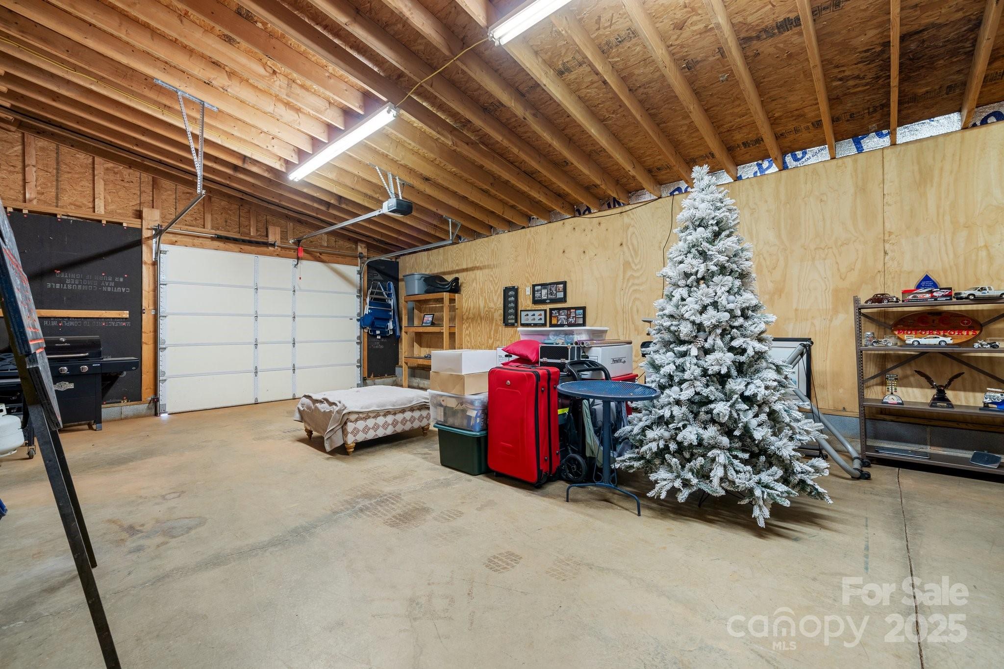 1246 Hillsboro Avenue Property Photo 35