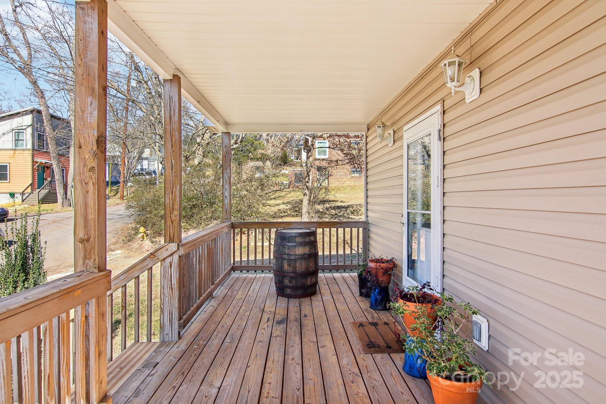 52 Mulberry Street Property Photo 5