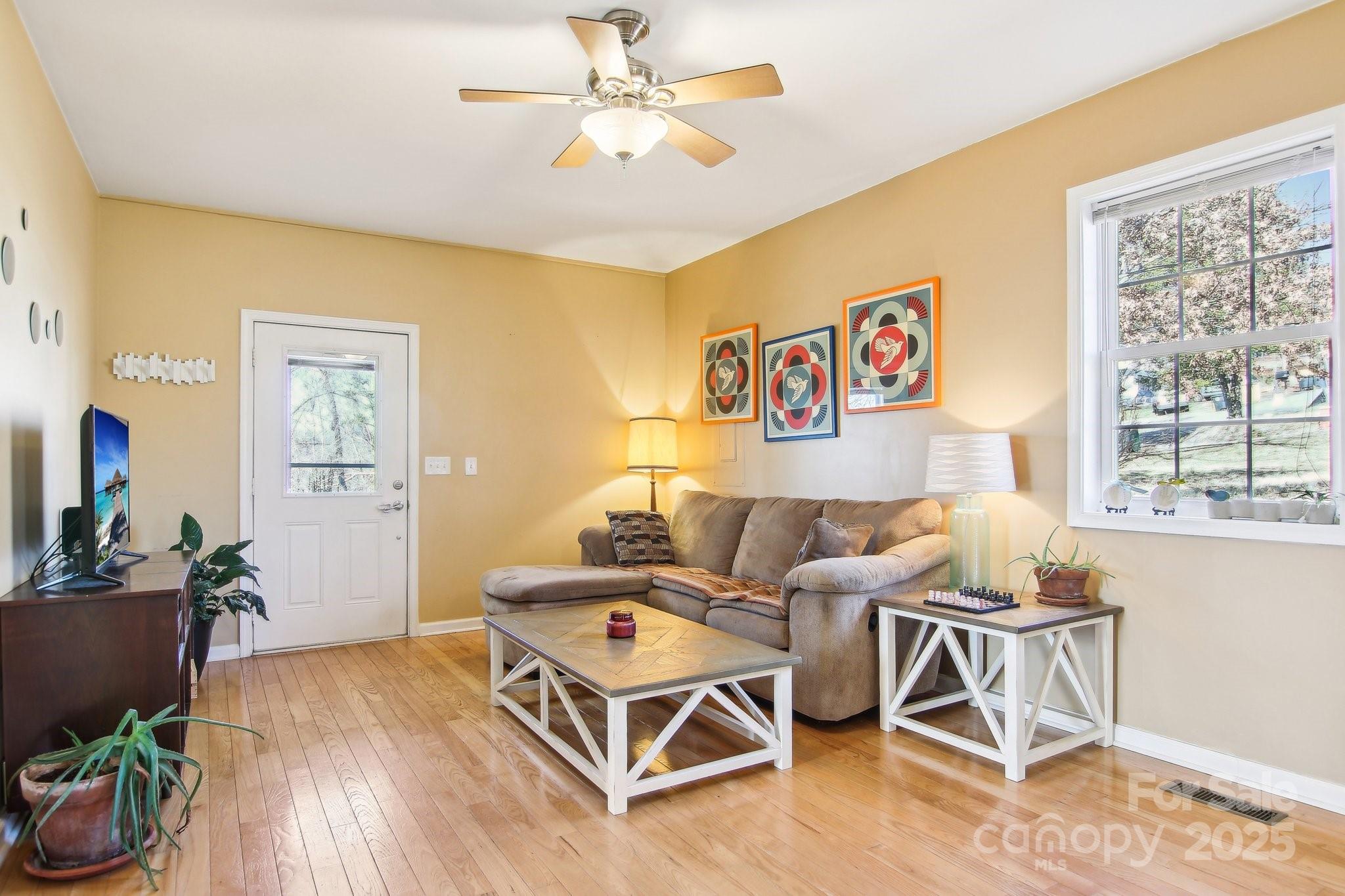 52 Mulberry Street Property Photo 6