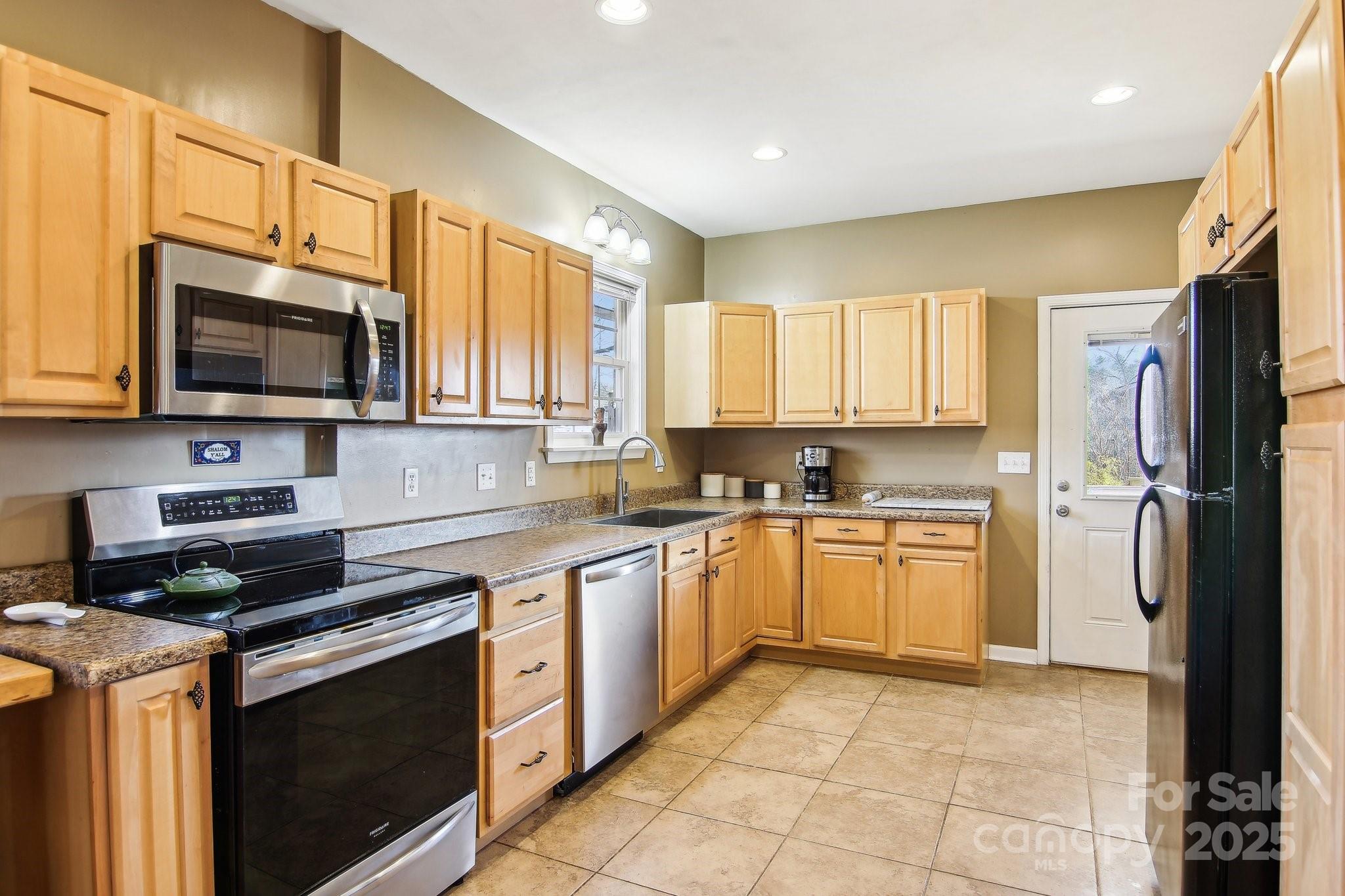 52 Mulberry Street Property Photo 13