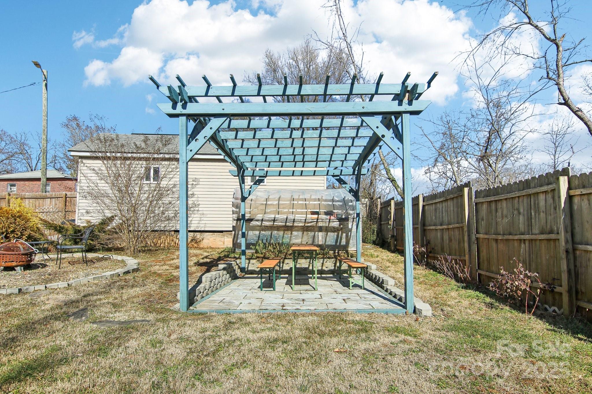 52 Mulberry Street Property Photo 36