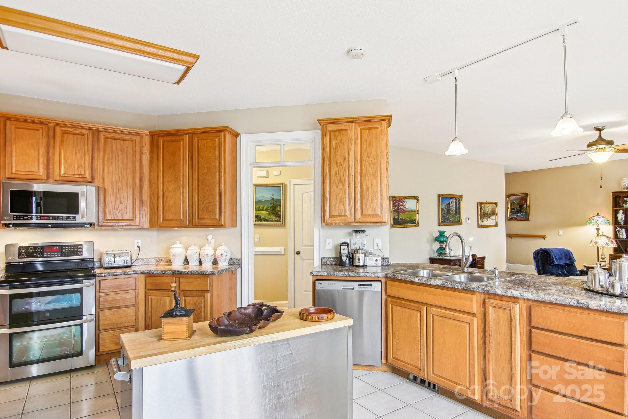 308 Crestview Lane Property Photo 15