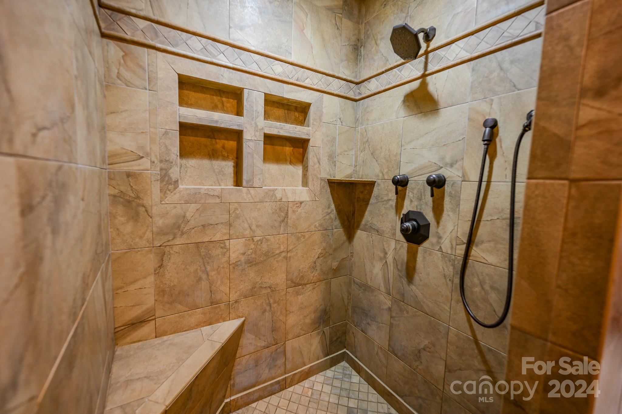 183 Creekside Drive Property Photo 17