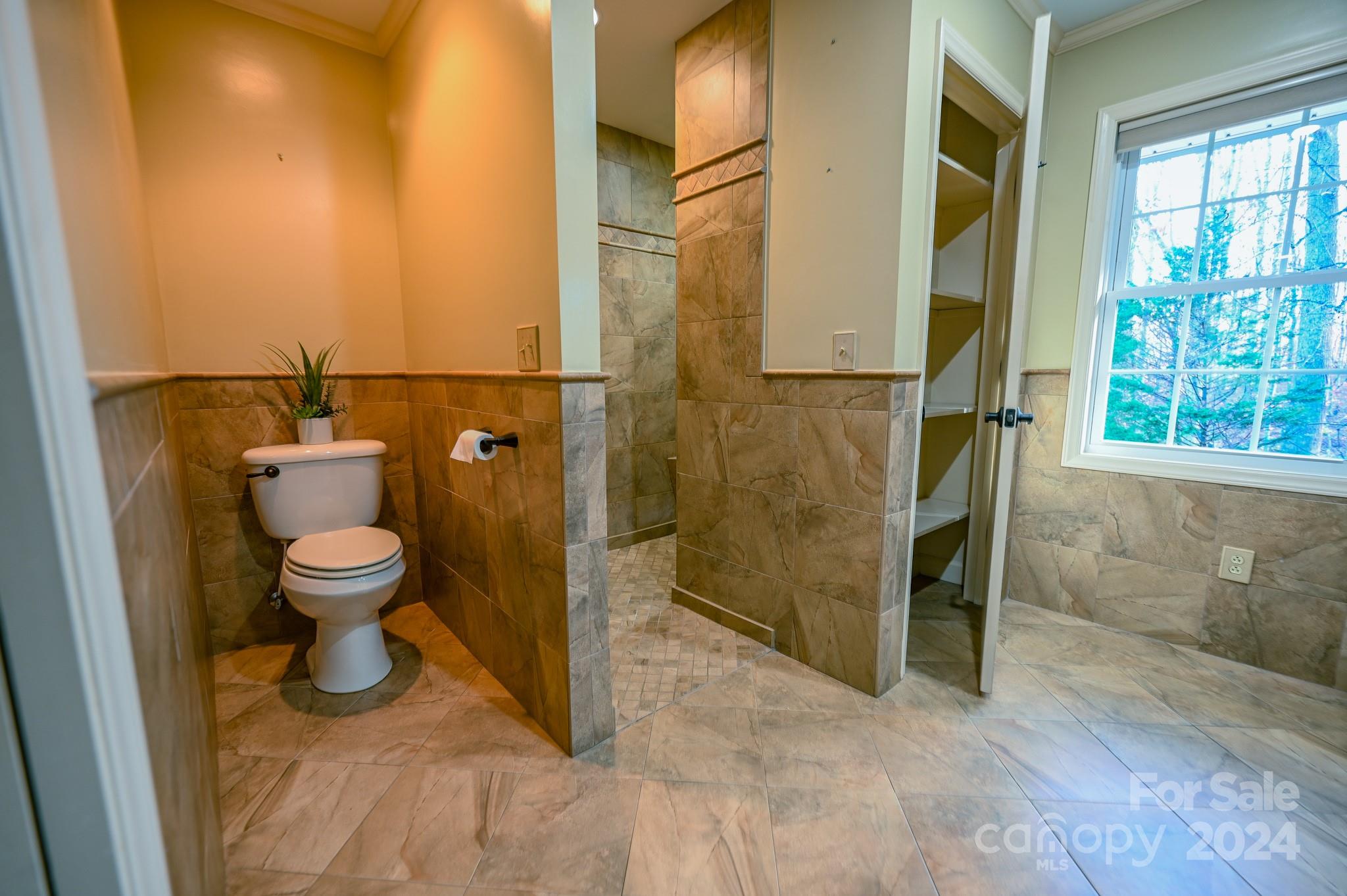 183 Creekside Drive Property Photo 18