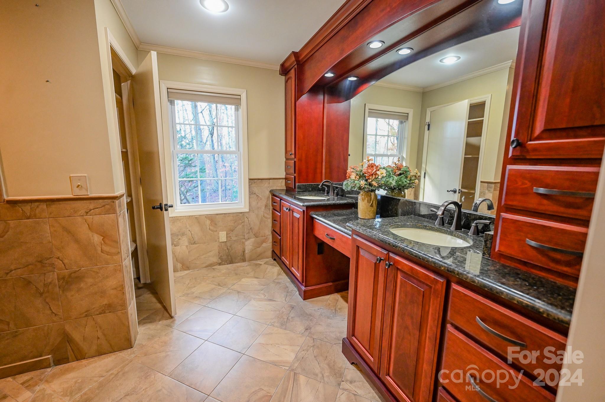 183 Creekside Drive Property Photo 19